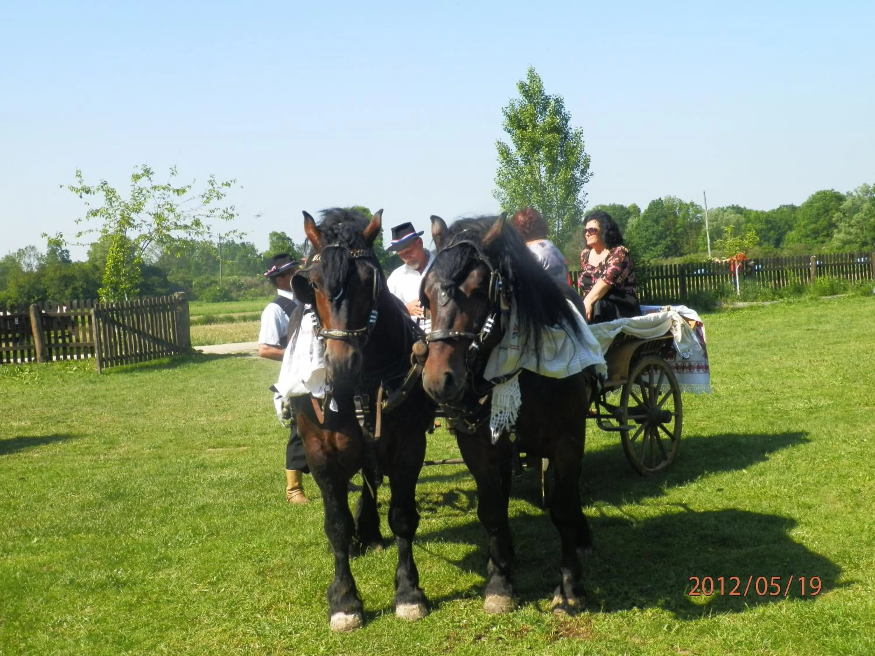 People in Tradicije Cigoc