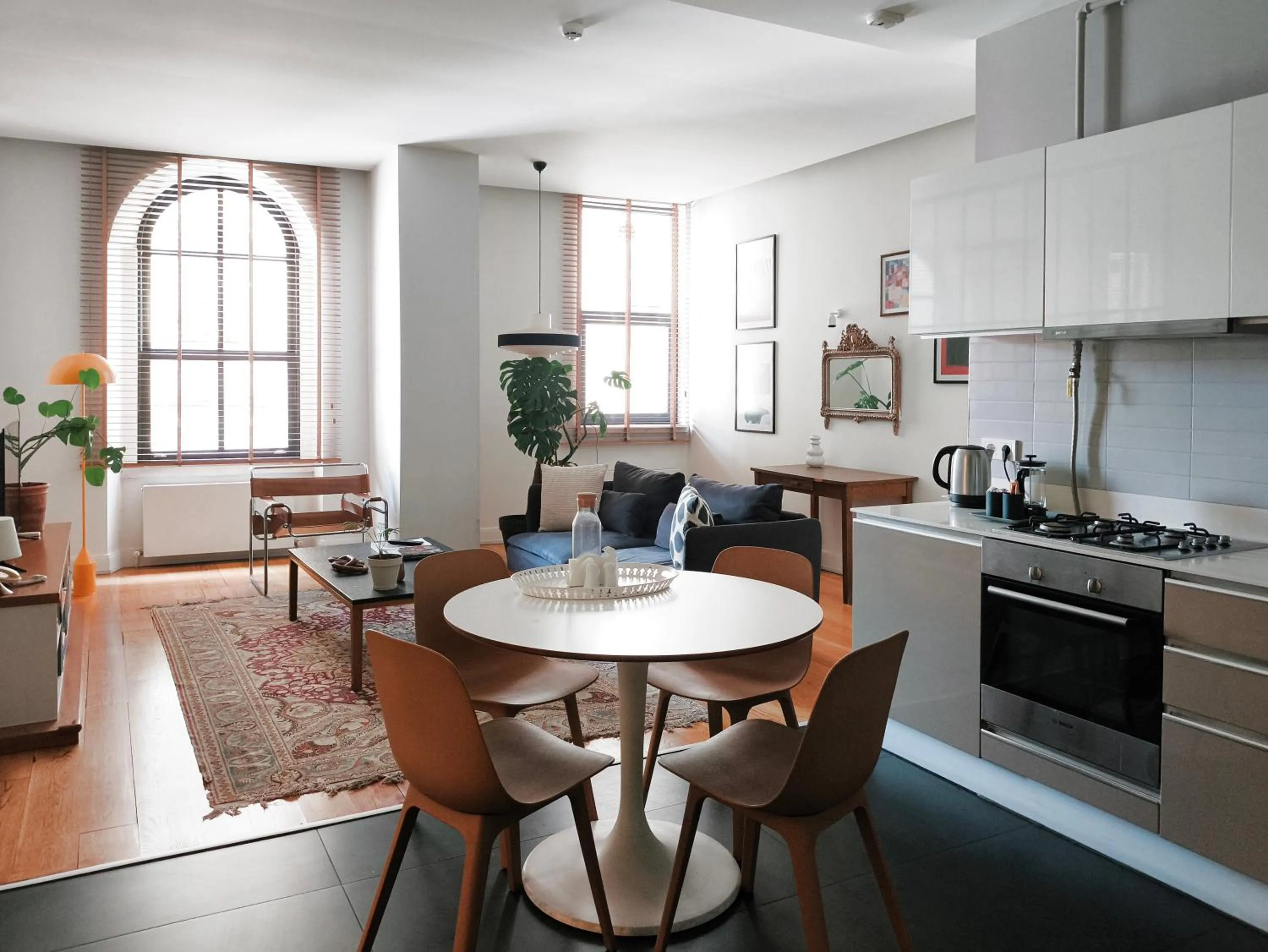 Living room in GALATA M84