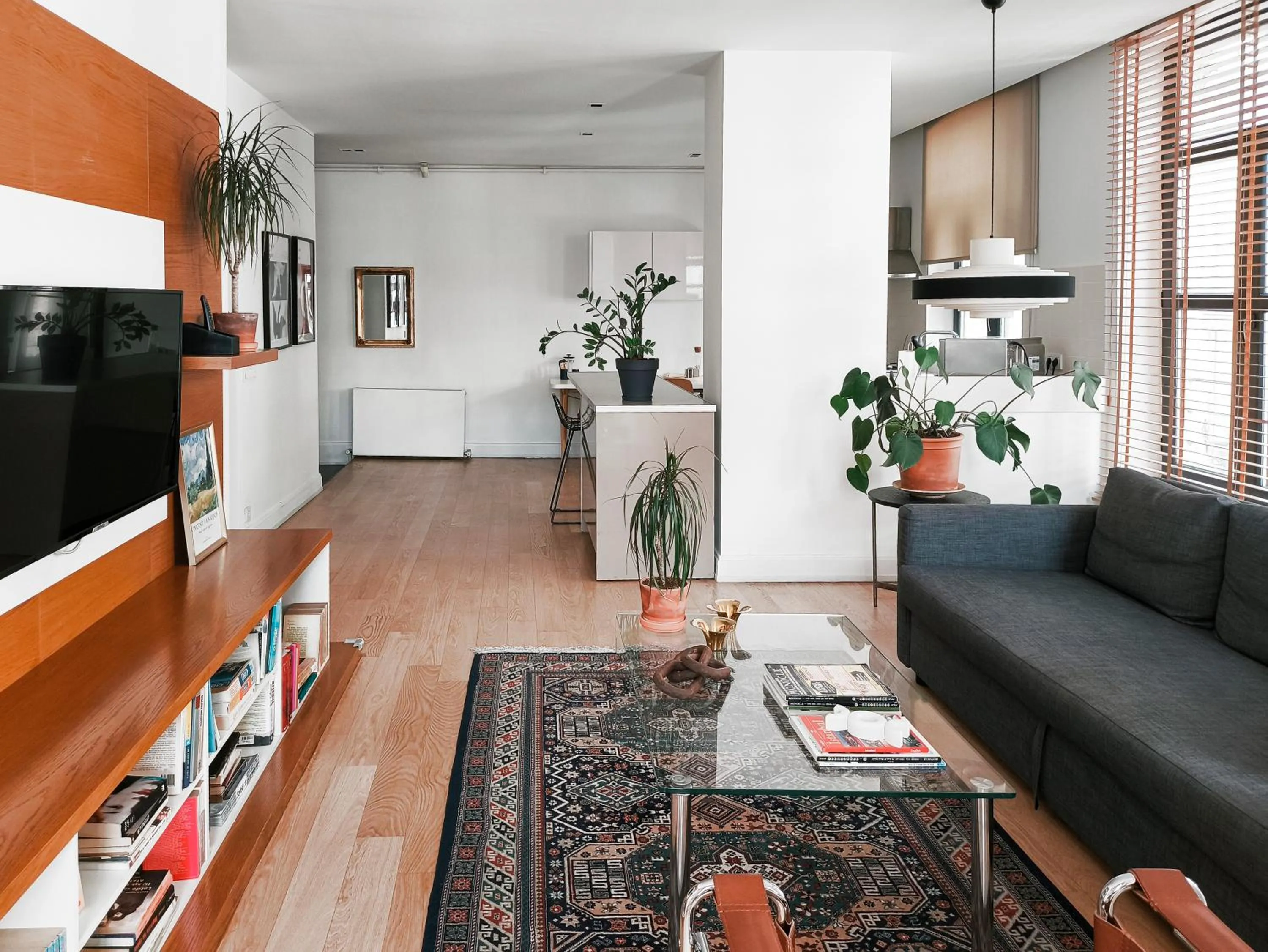 Living room in GALATA M84