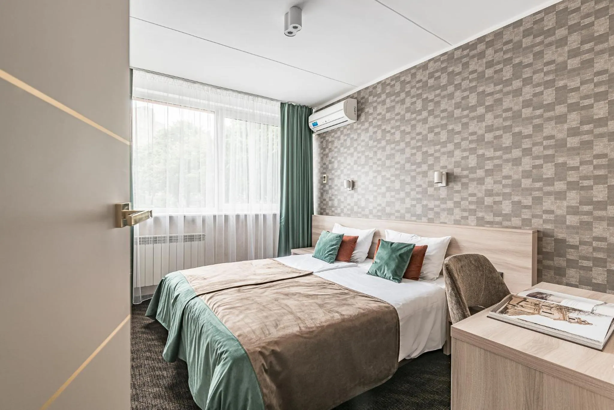 Bed in Hotel Zemaites