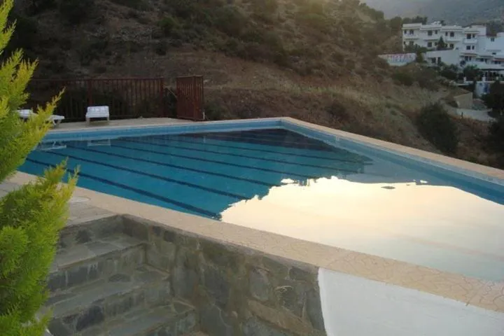 Day in Sunlight Hotel