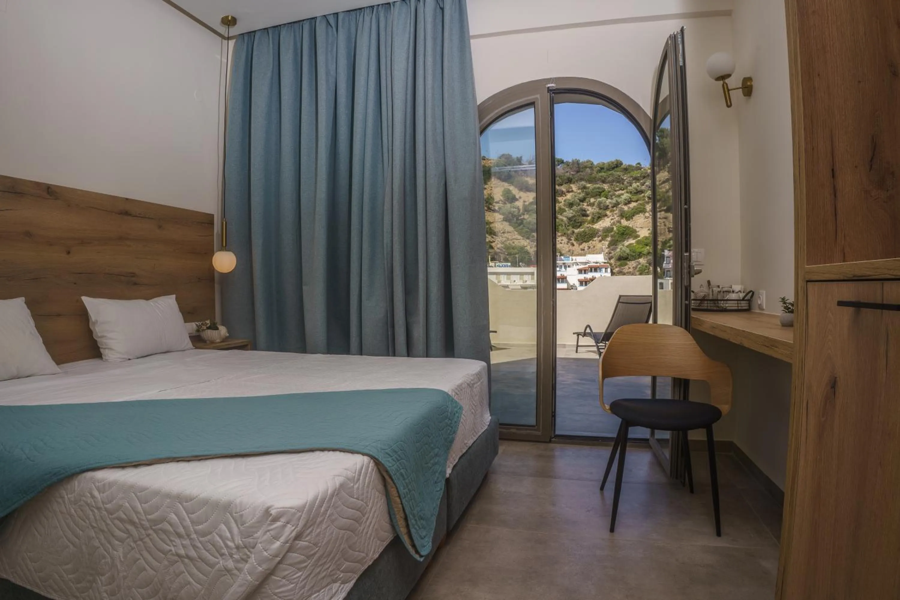 Natural landscape in Sunlight Hotel