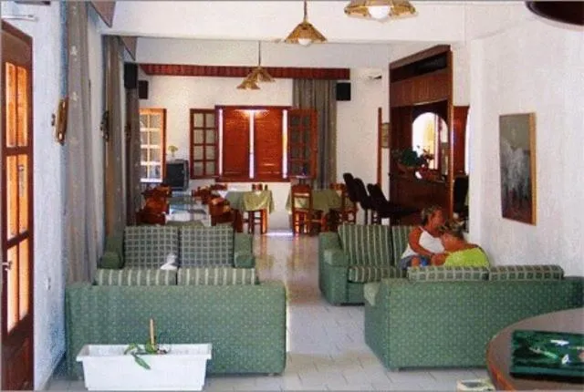 Seating area in Sunlight Hotel