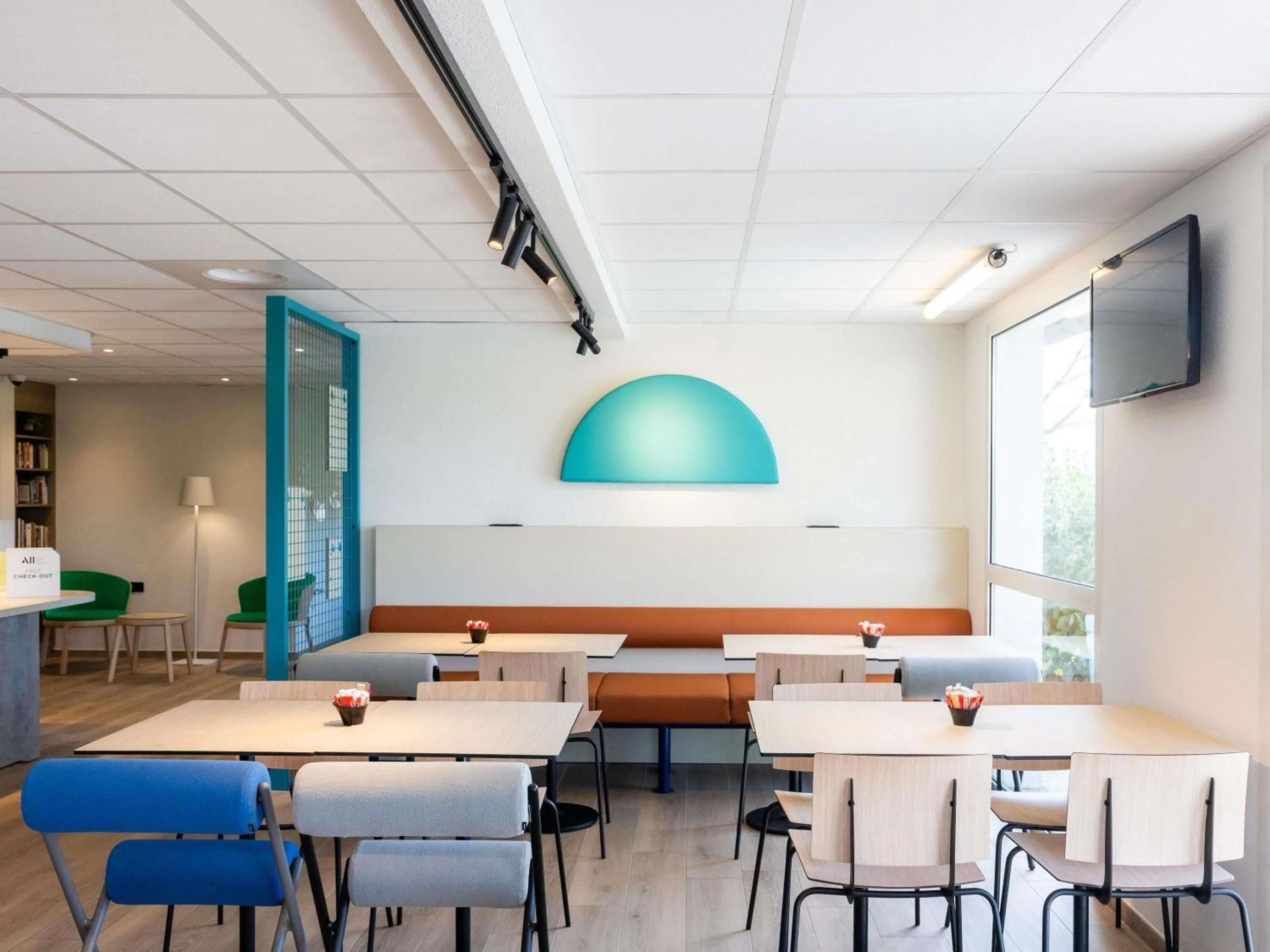 Breakfast in ibis budget Carcassonne Aéroport - A61