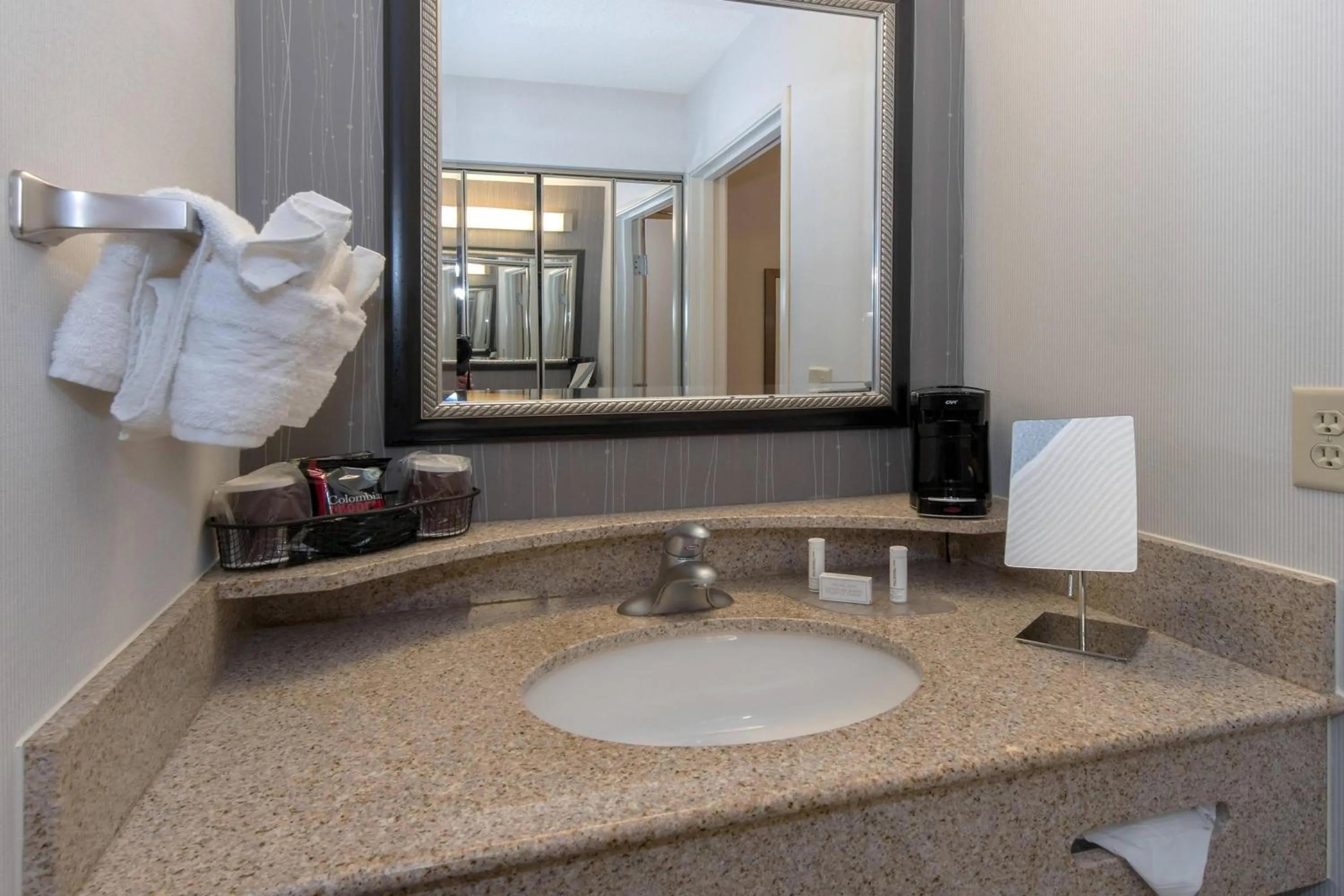 Bathroom in Courtyard by Marriott Albany