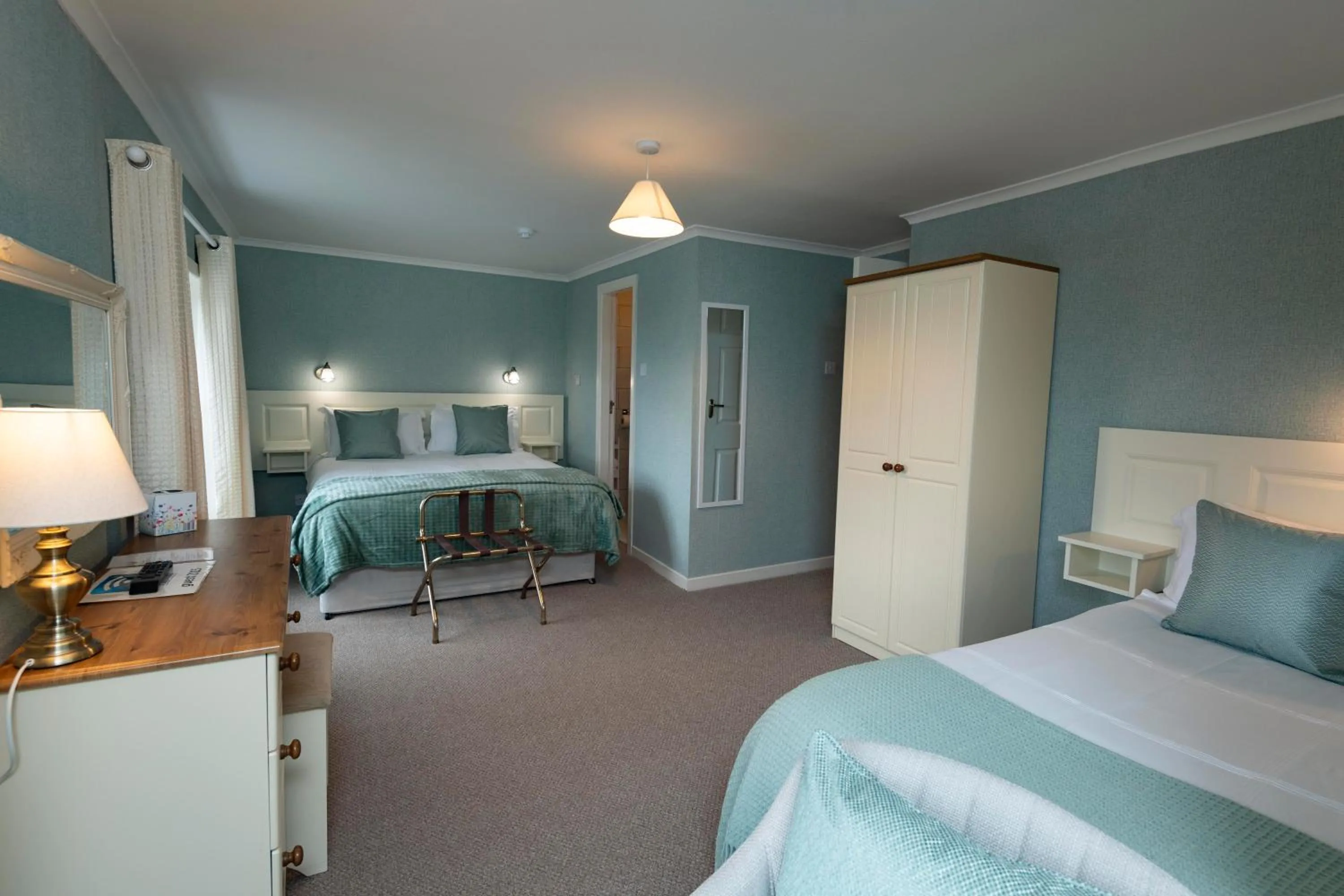 Photo of the whole room, Bed in Murphys Farmhouse B&B