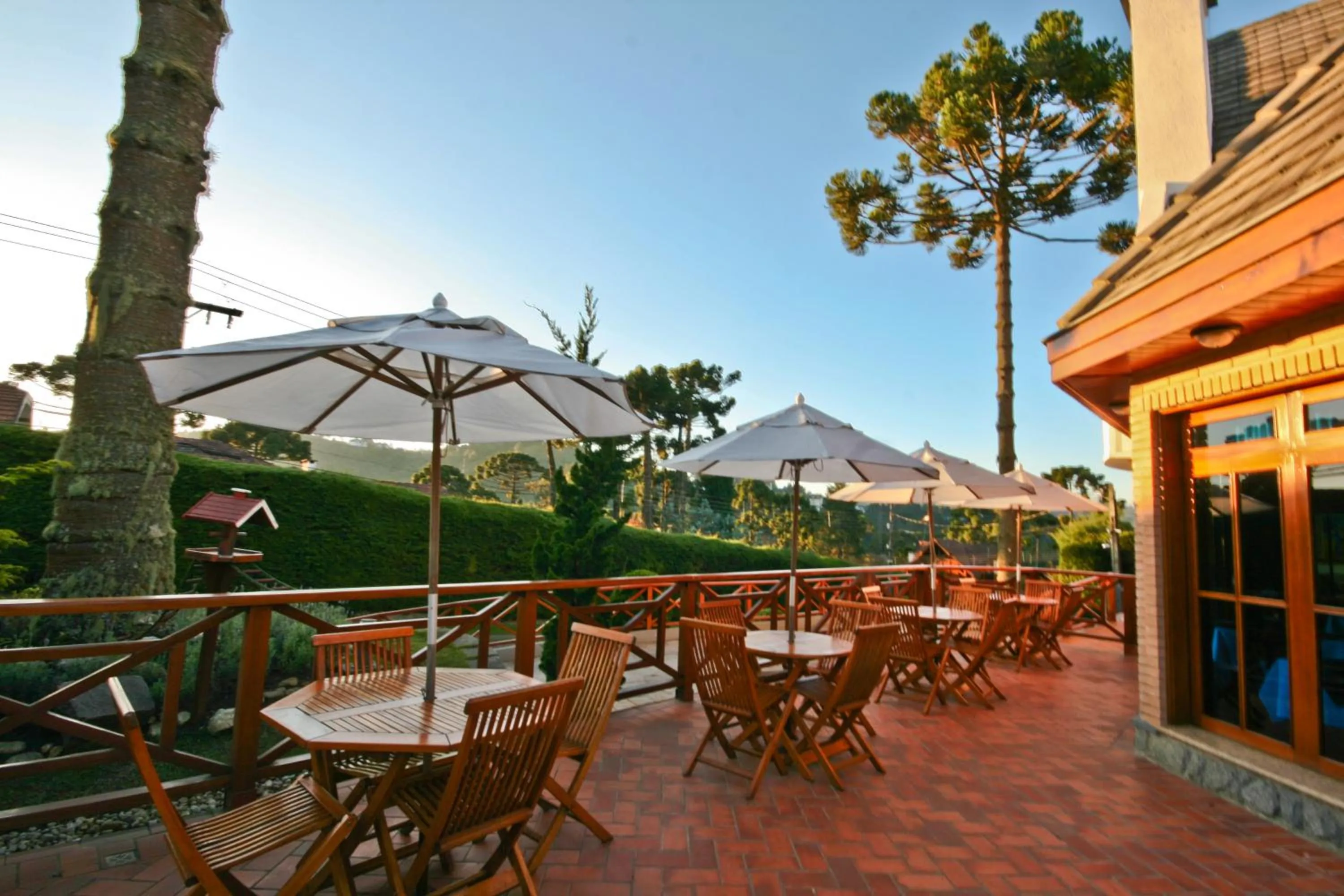 Patio in Pousada Campos de Provence Campos do Jordão