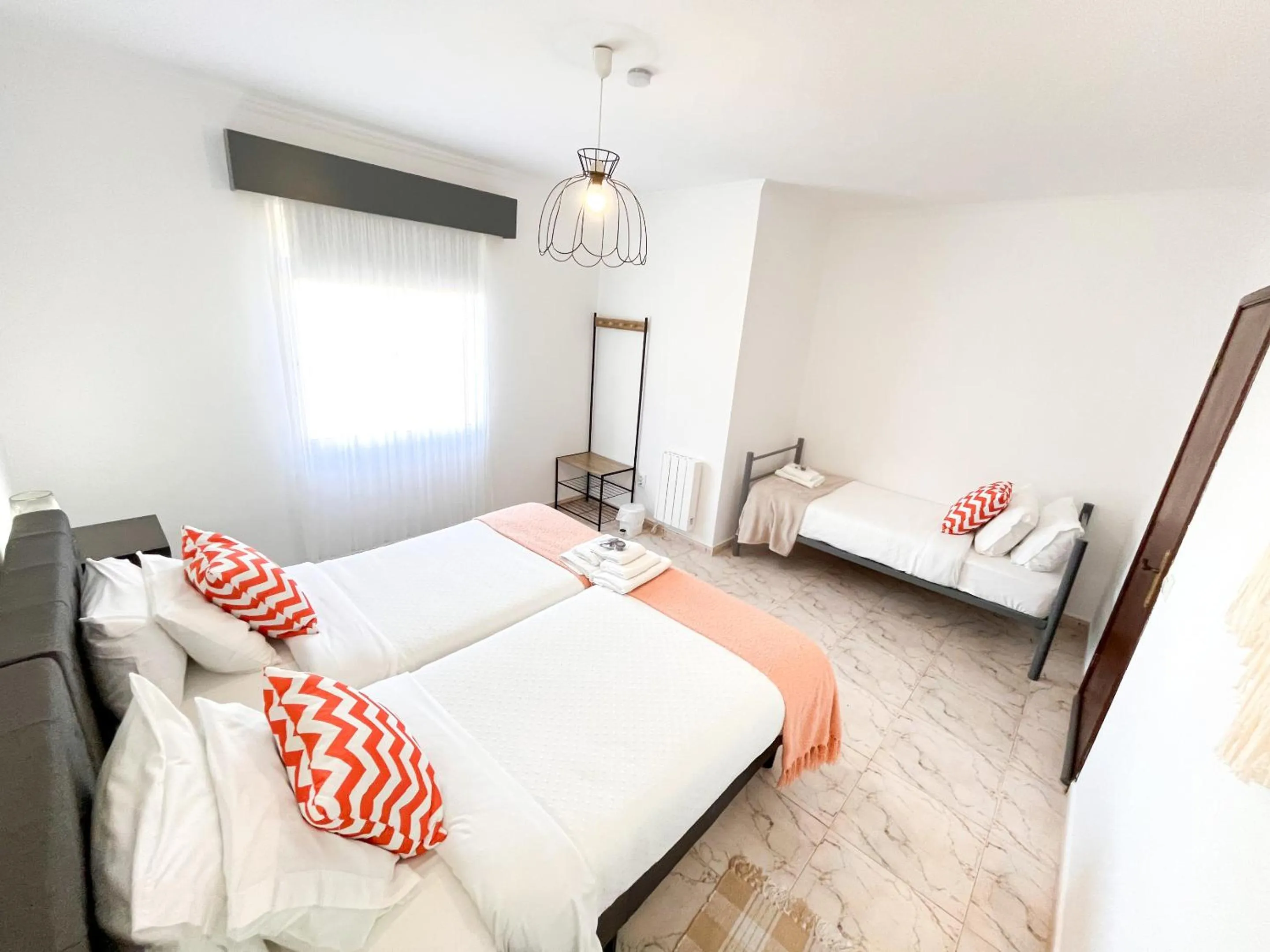 Bedroom, Bed in Gardens Guest House