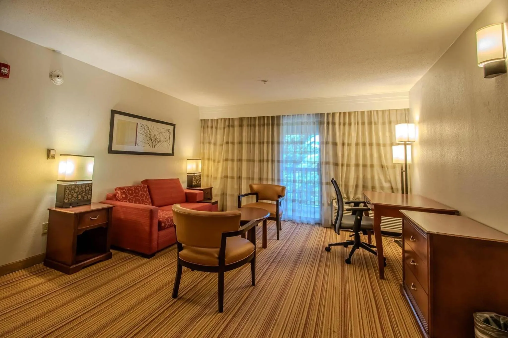 Bedroom in Country Inn & Suites by Radisson, Convention Center