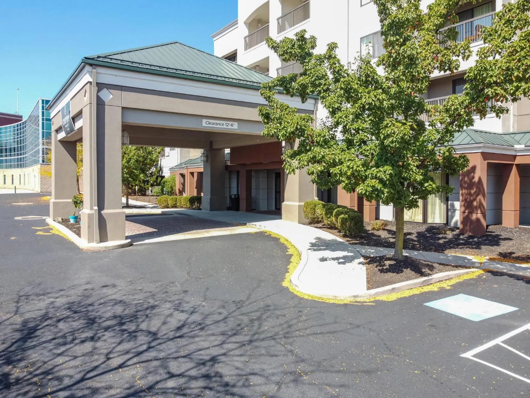 Property building in Country Inn & Suites by Radisson, Convention Center