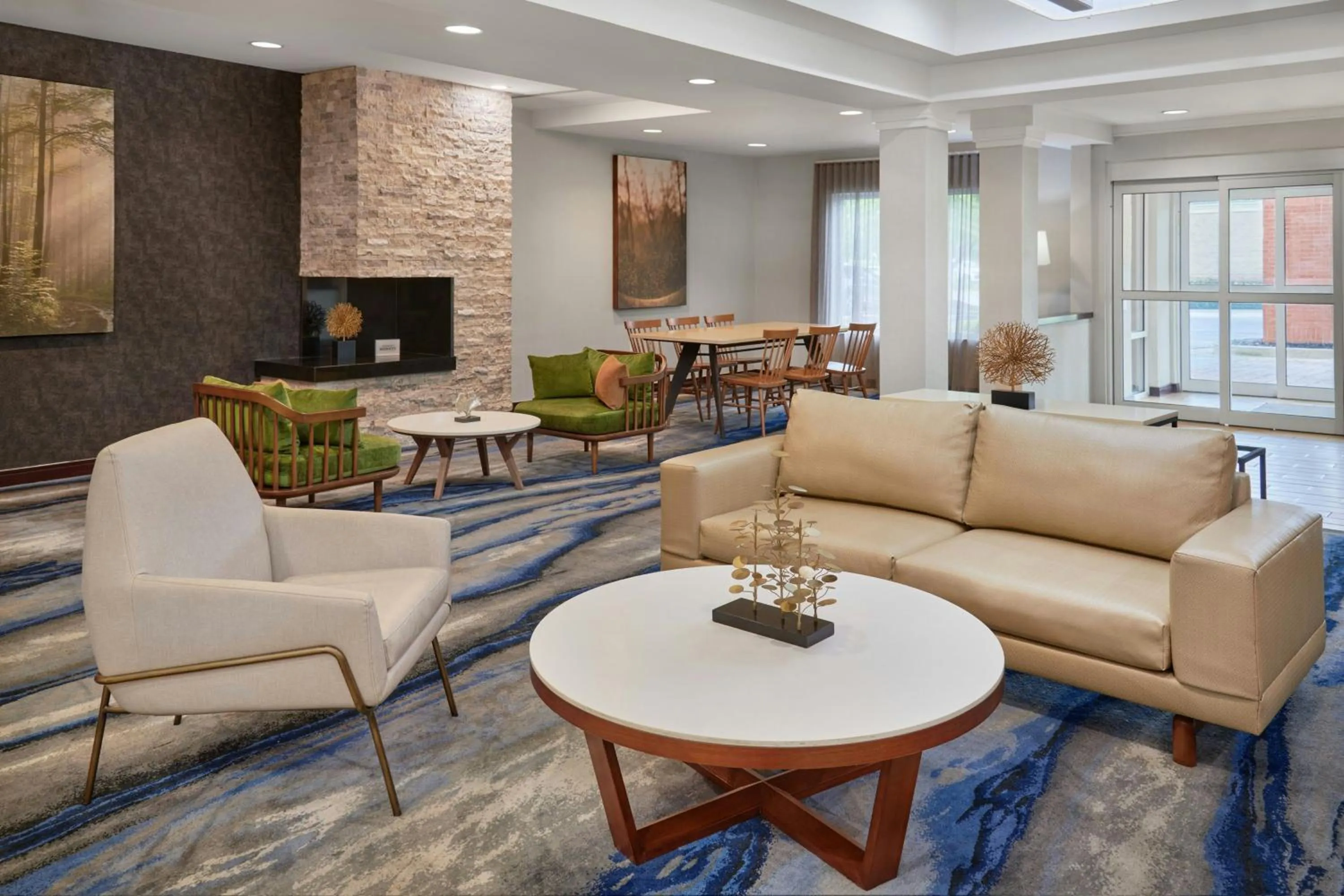 Lobby or reception in Fairfield Inn & Suites Cartersville