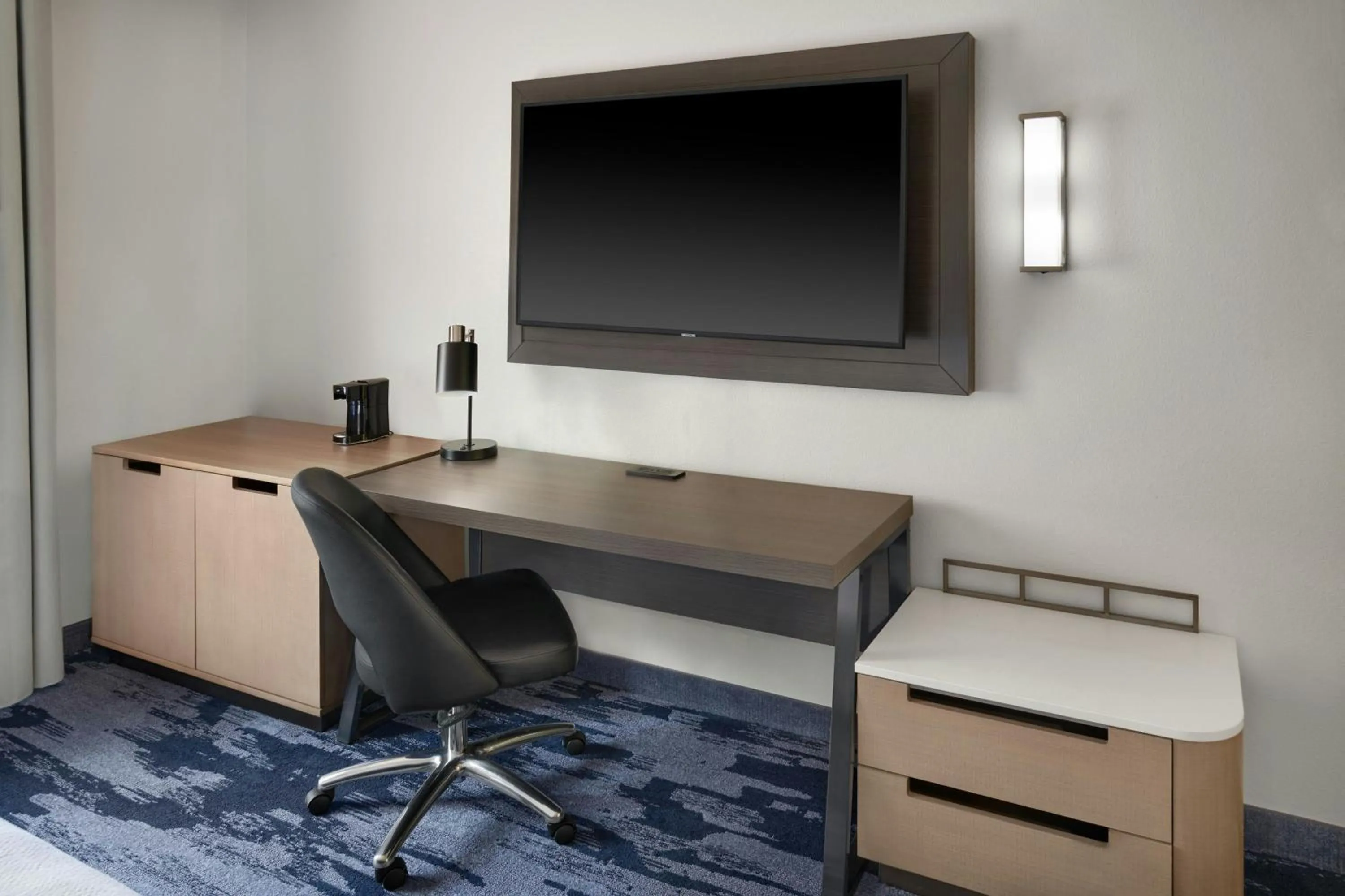 Photo of the whole room in Fairfield Inn & Suites Cartersville