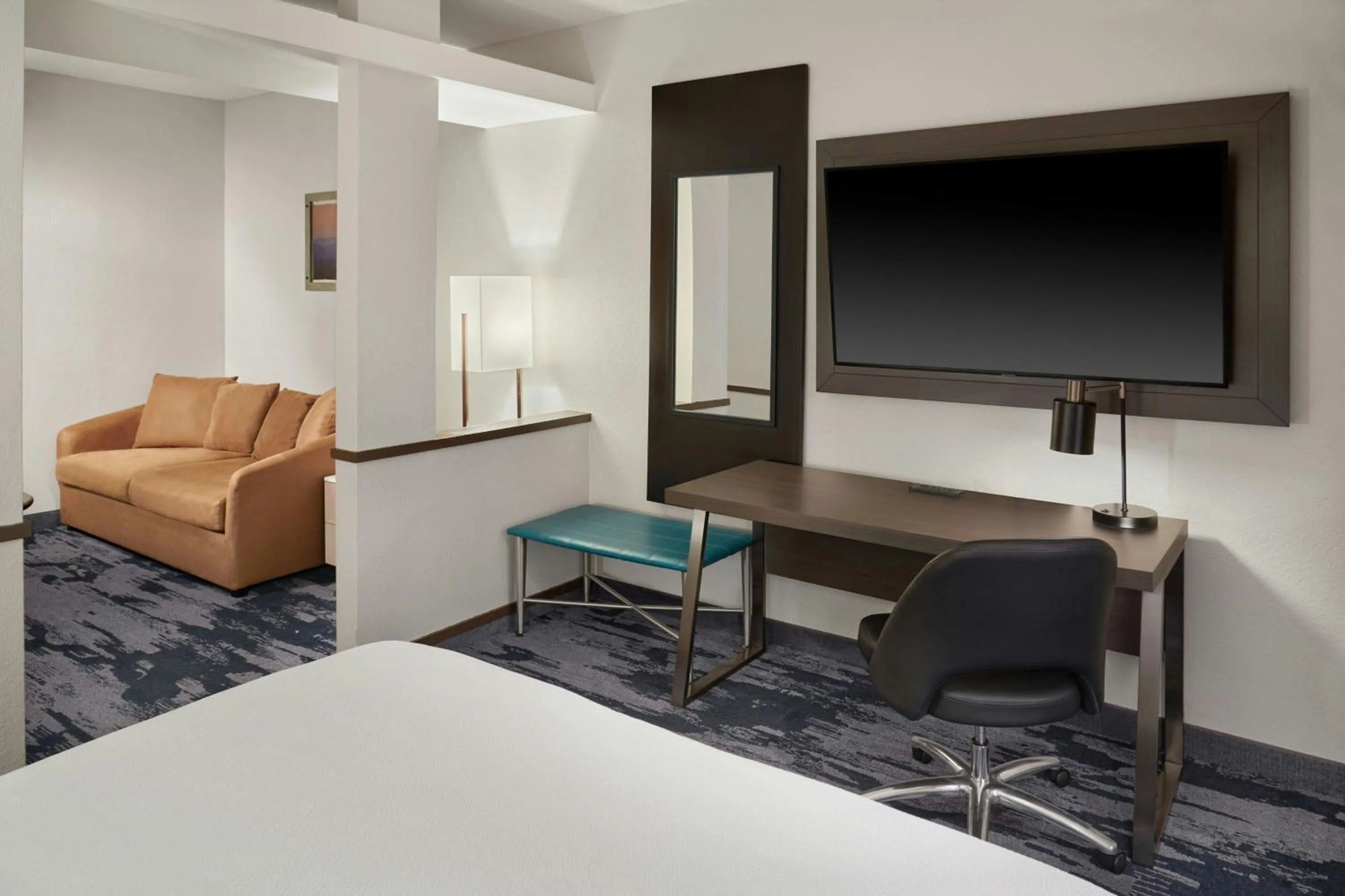 Bedroom, Bed in Fairfield Inn & Suites Cartersville