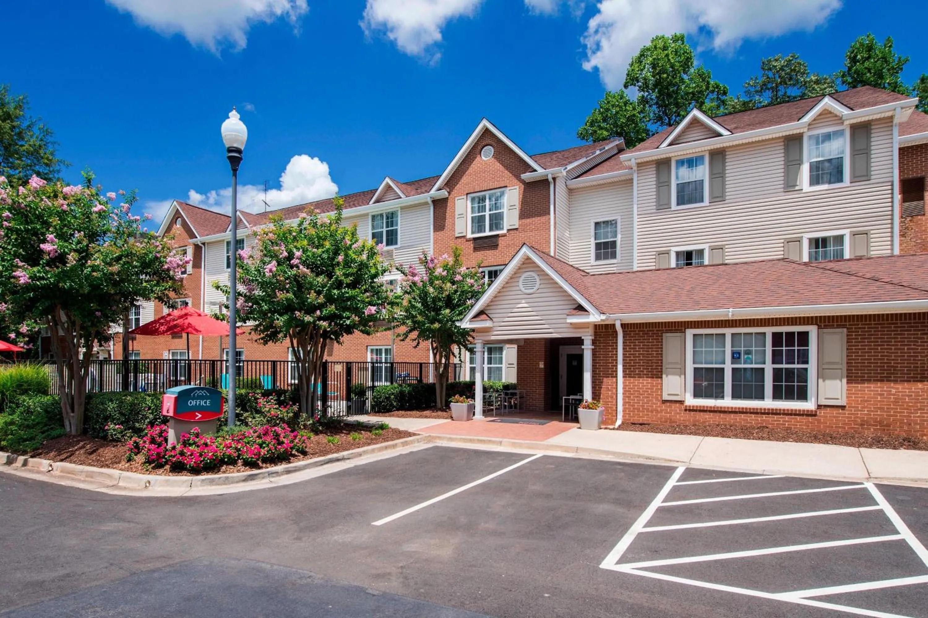 Property building in TownePlace Suites by Marriott Atlanta Kennesaw