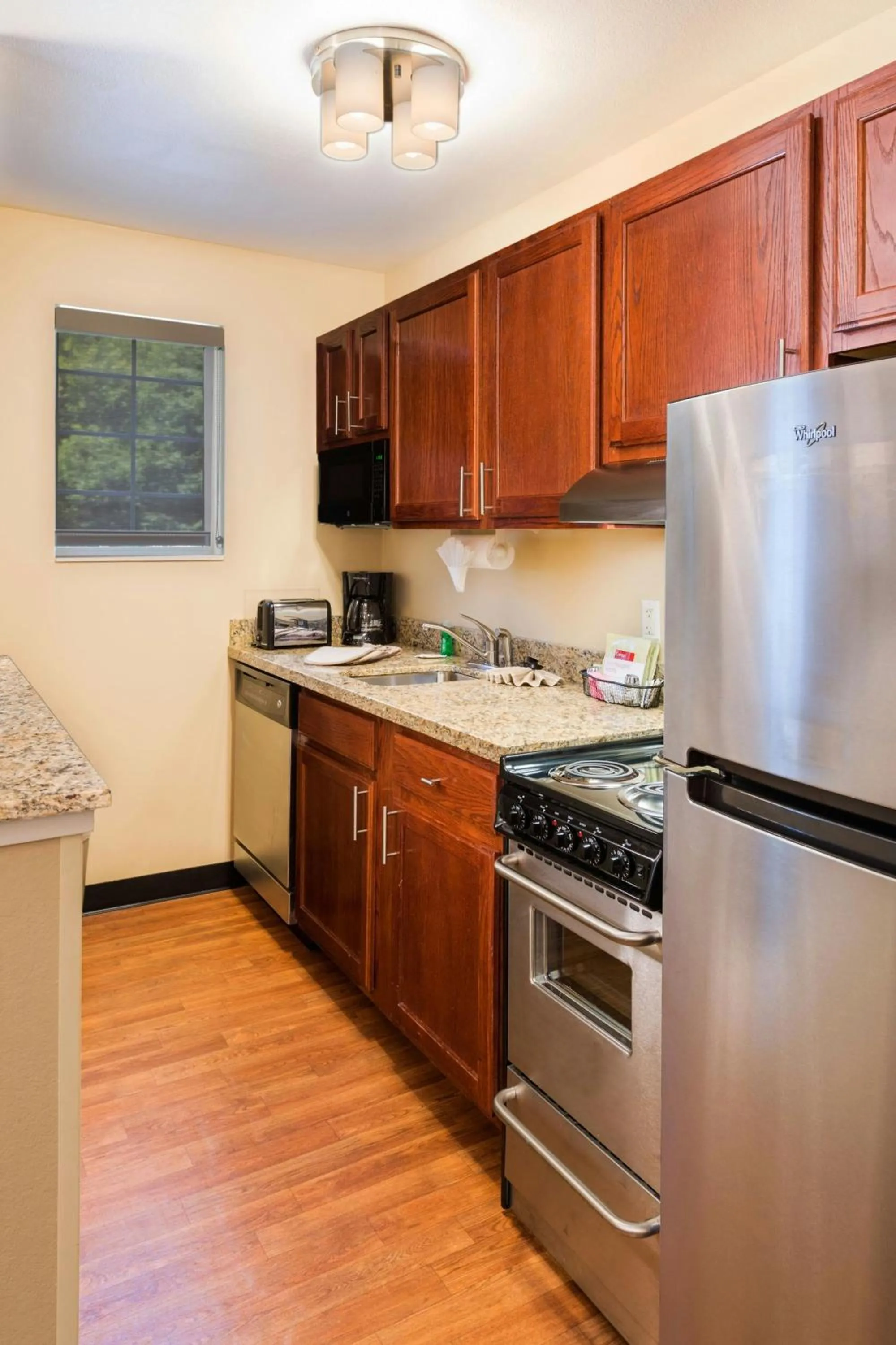 Kitchen or kitchenette in TownePlace Suites by Marriott Atlanta Kennesaw