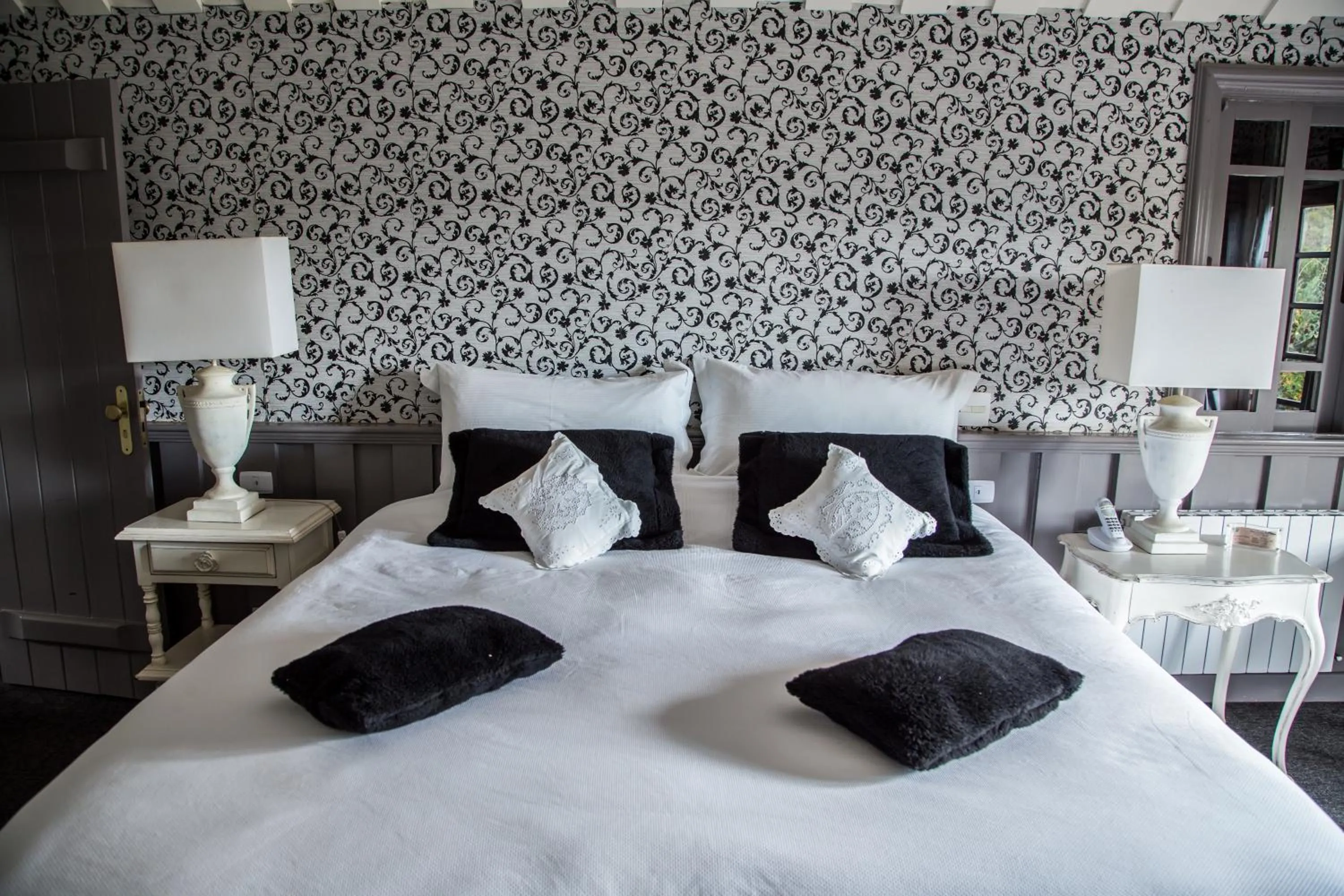 Bed in Chateau La Villette