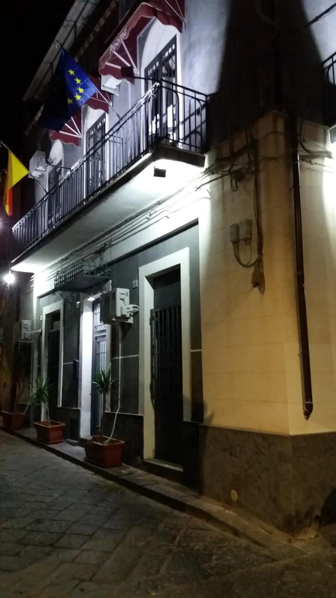 Facade/entrance in I Cappuccini Rooms