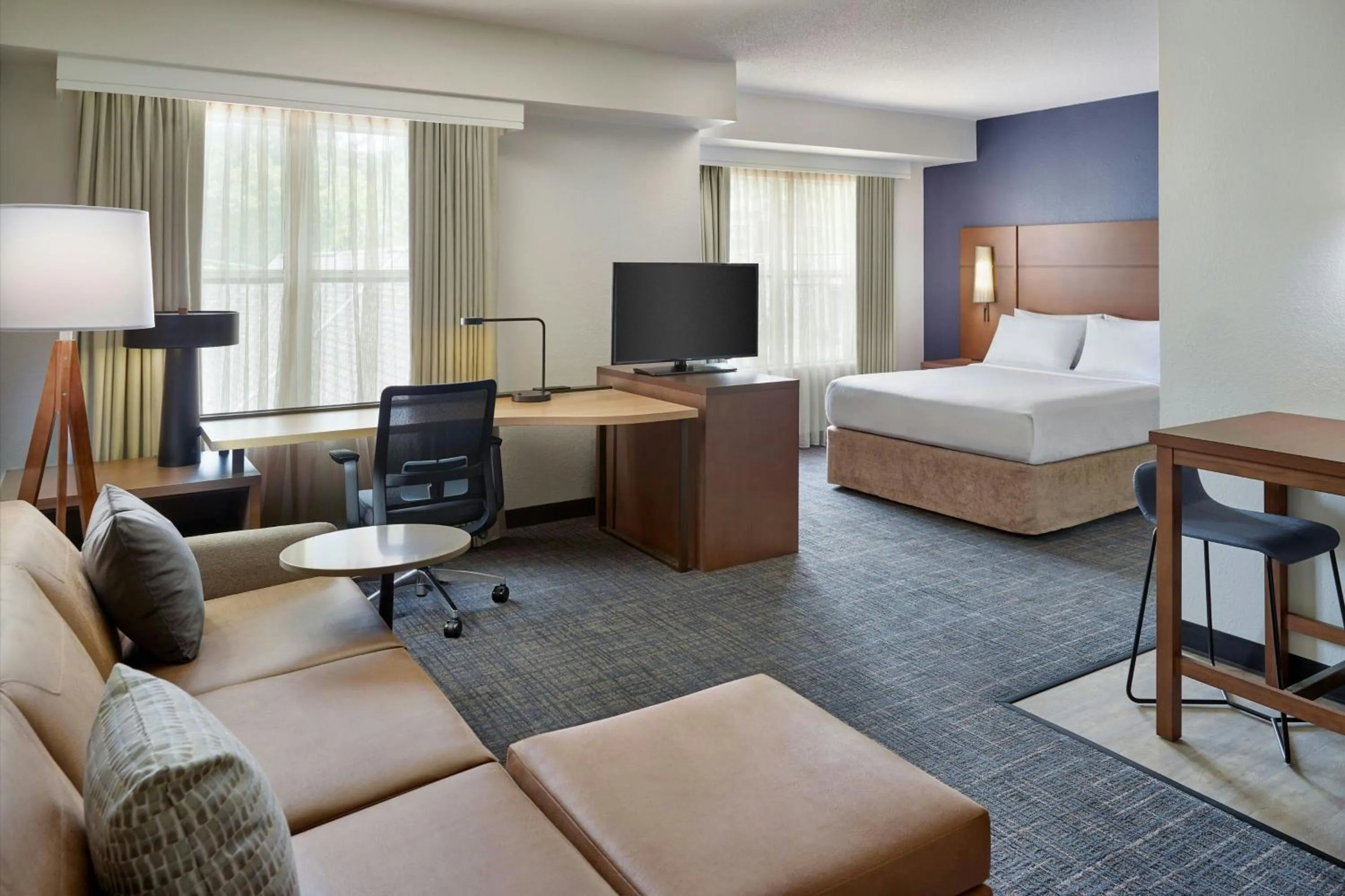 Photo of the whole room, Bed in Residence Inn Asheville Biltmore