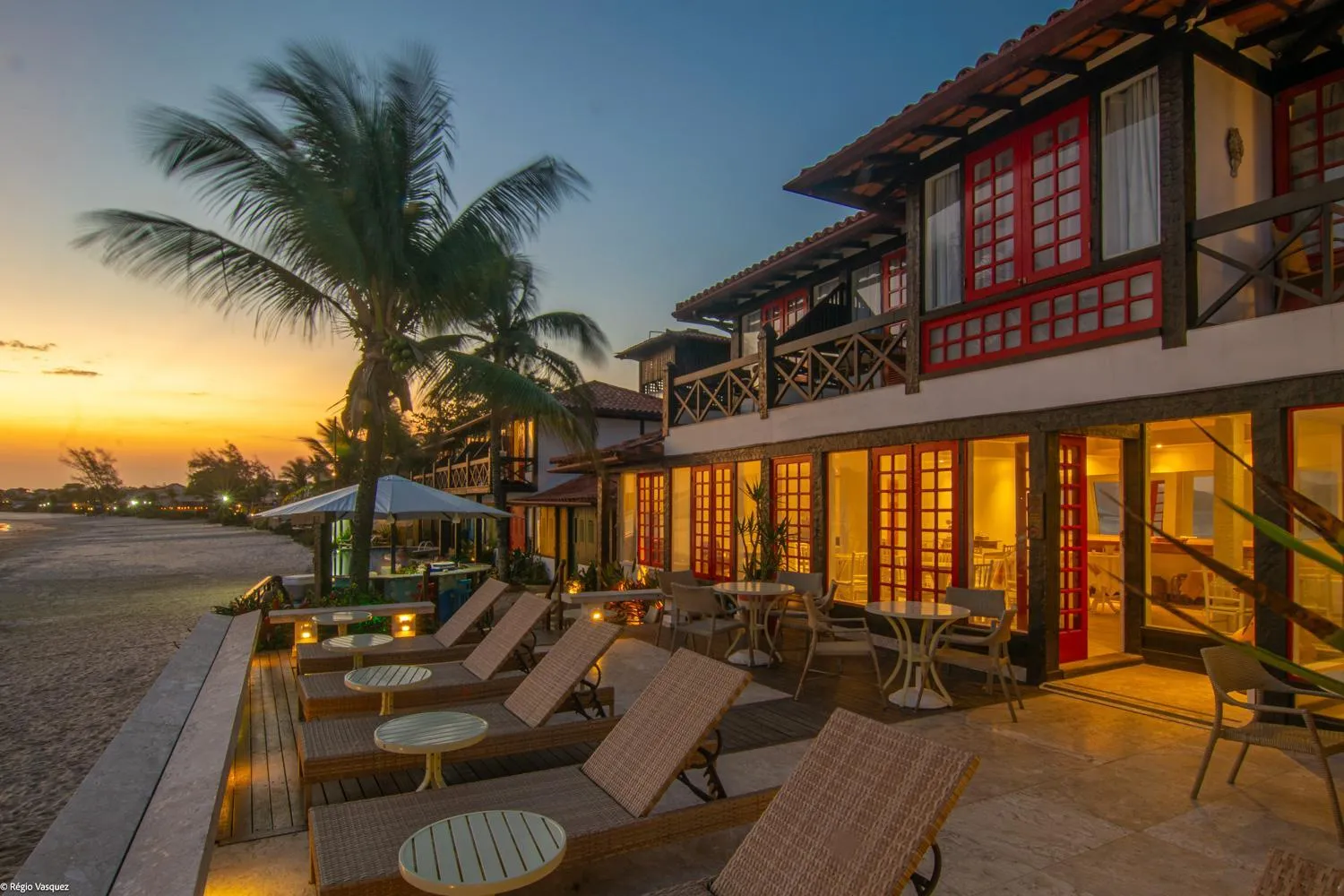 Property building in Chez Pitu Praia Hotel