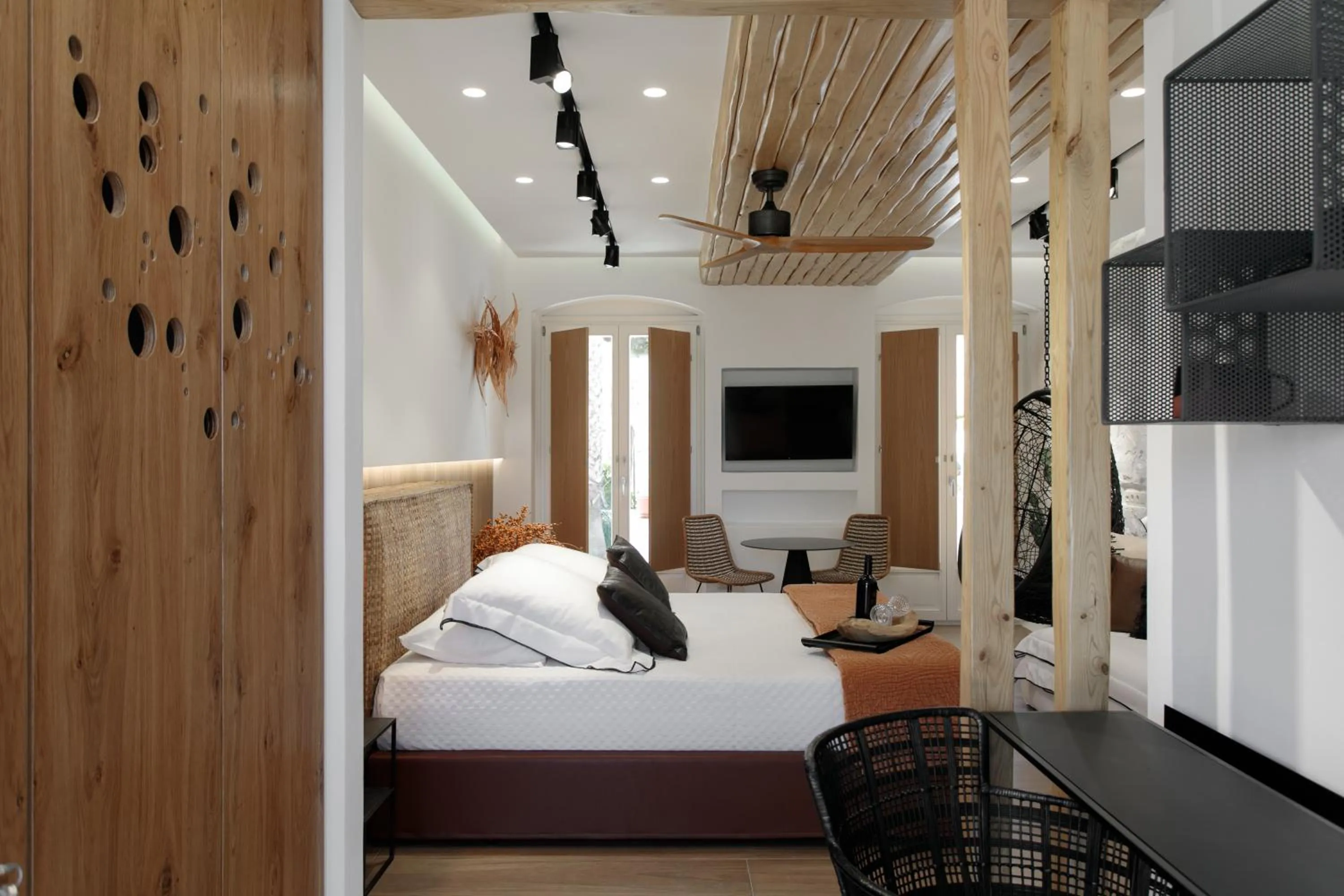 Photo of the whole room, Bed in Alkyoni Beach Hotel