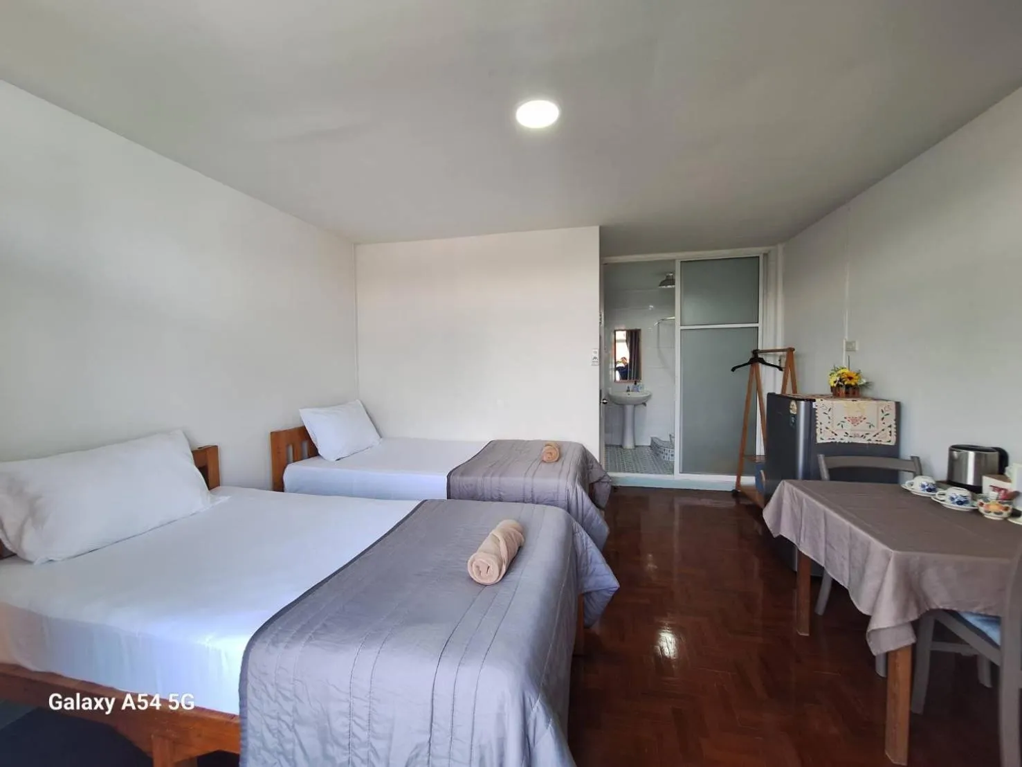 Bed in The Commonroom CNX