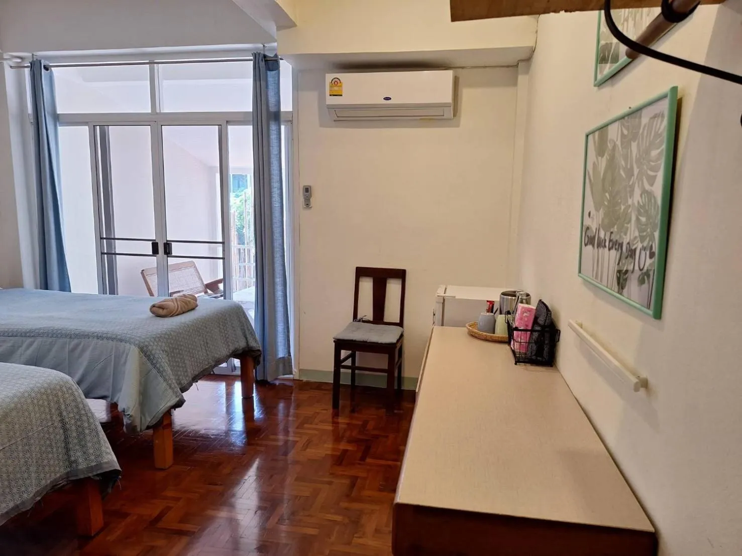 Bed in The Commonroom CNX