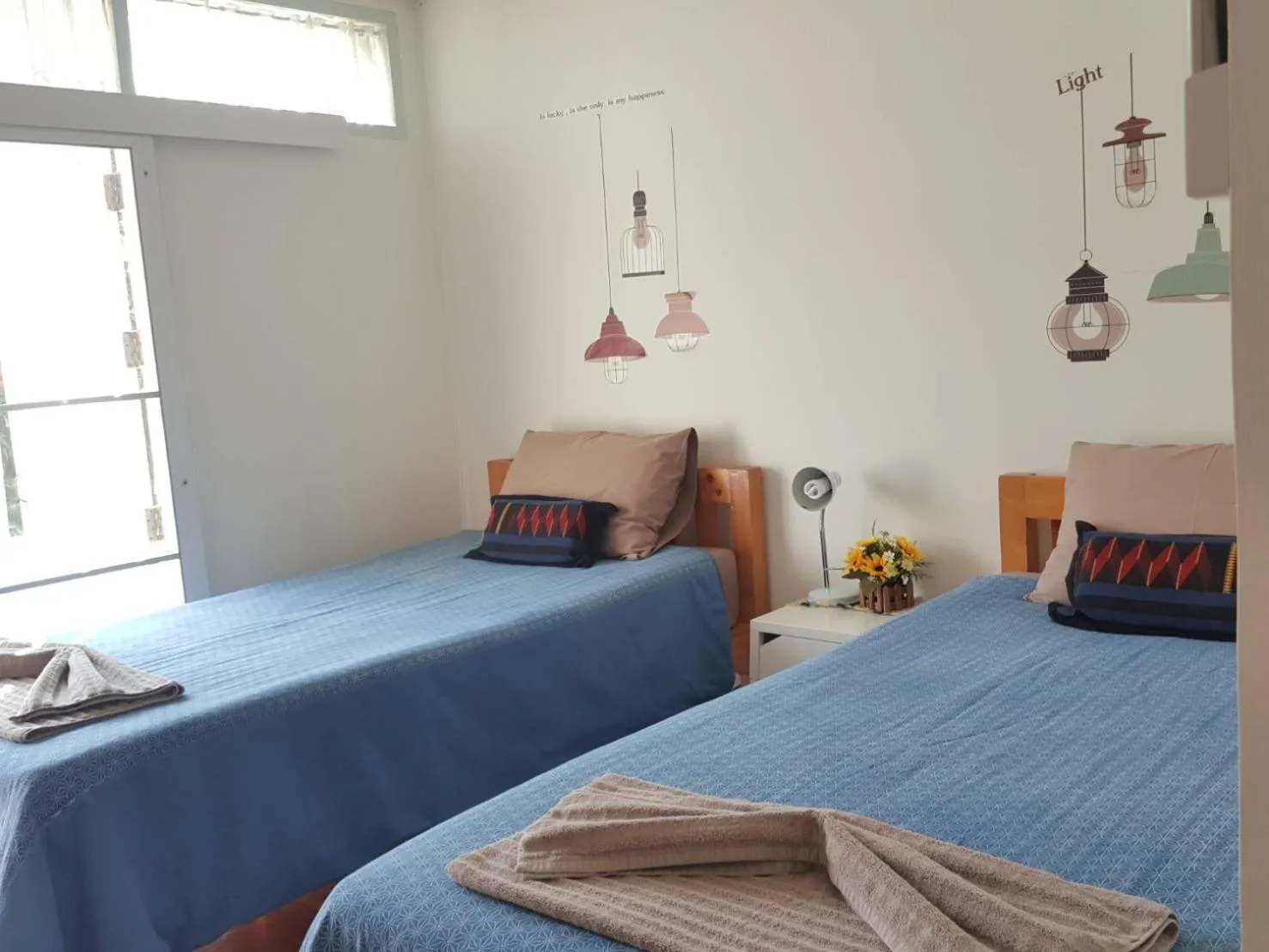 Bed in The Commonroom CNX