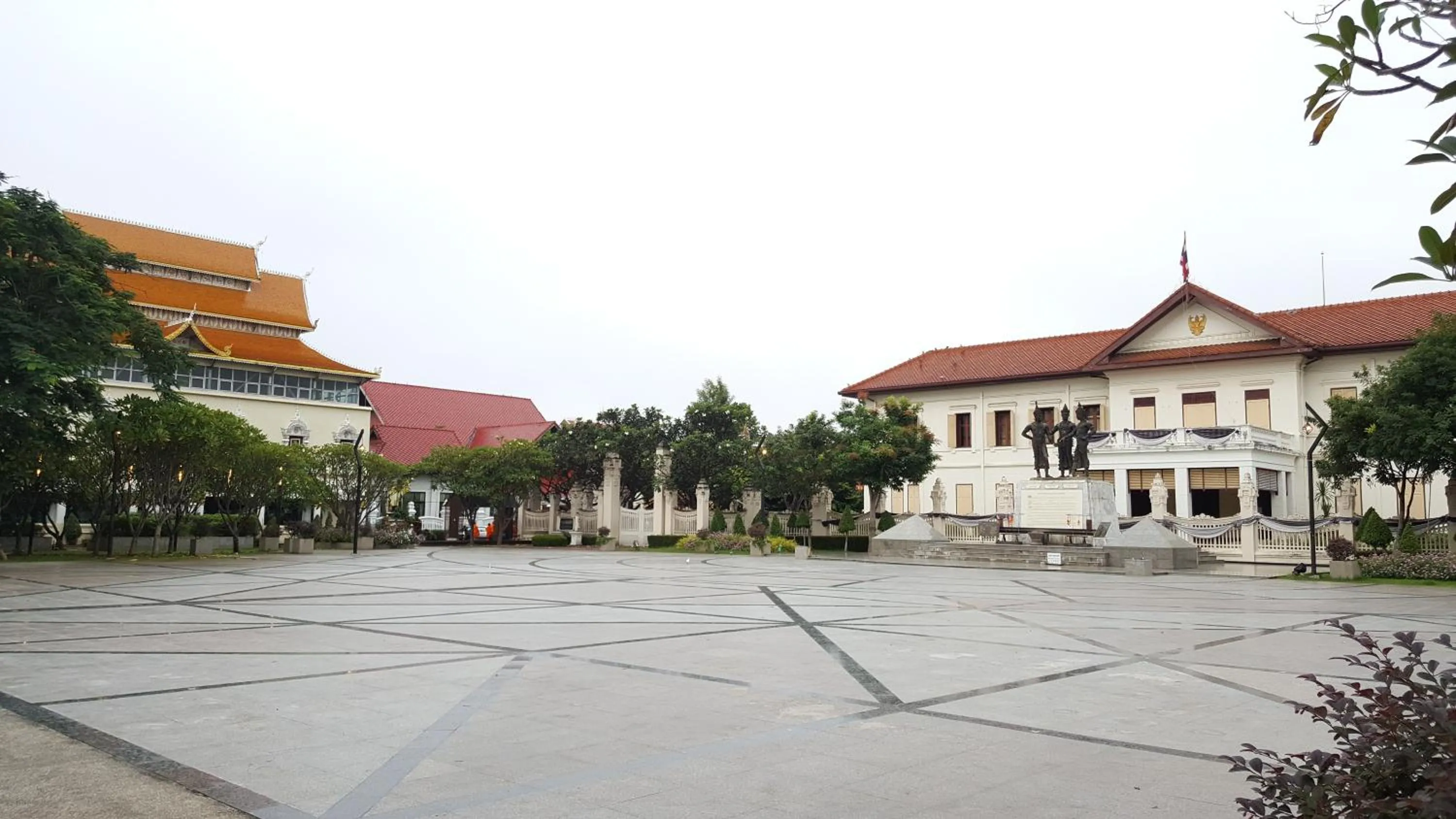 Property building in The Commonroom CNX