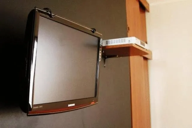 TV and multimedia in Ayelen Apart Hotel