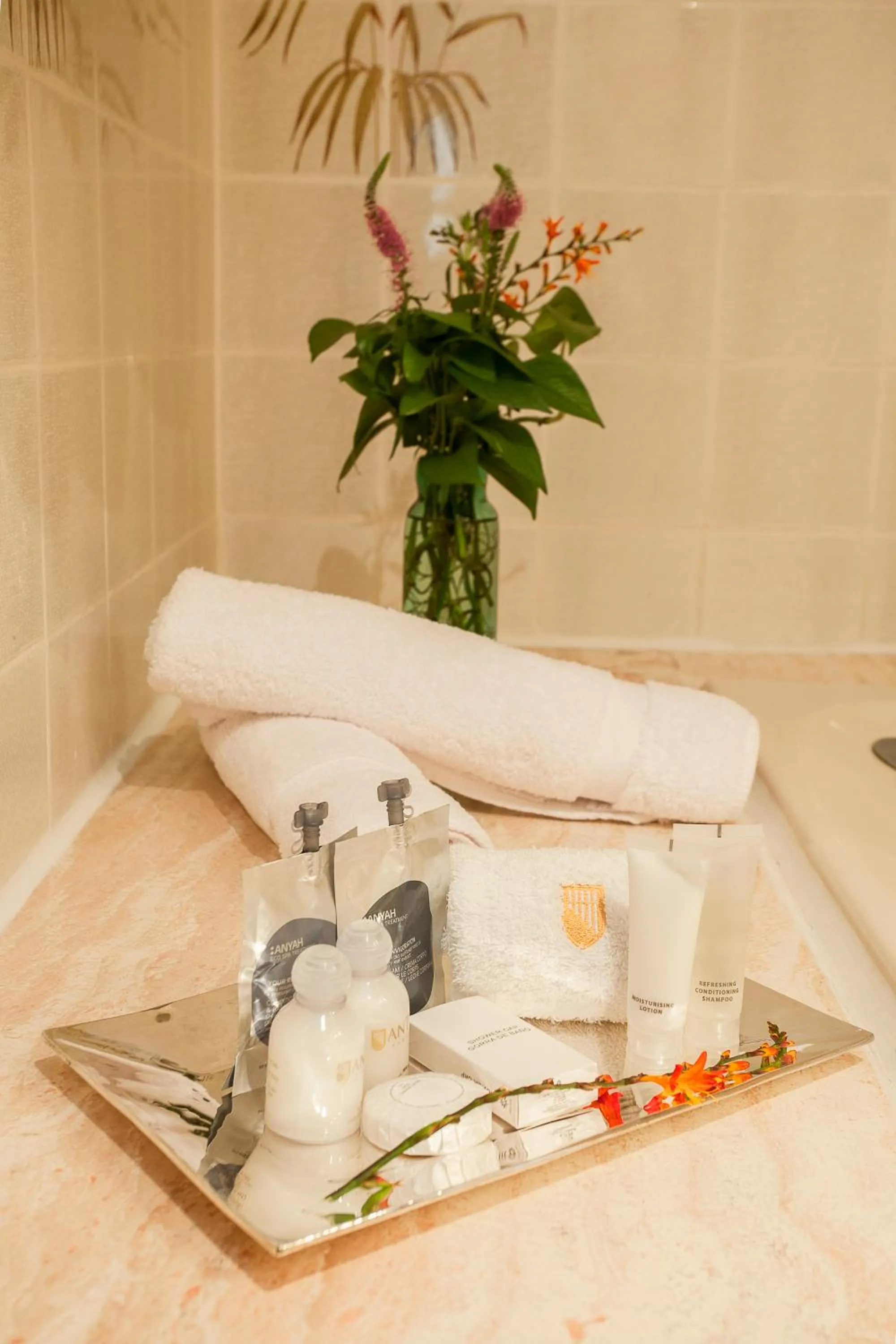 Bathroom in Antara Hotel & Suites - Miraflores