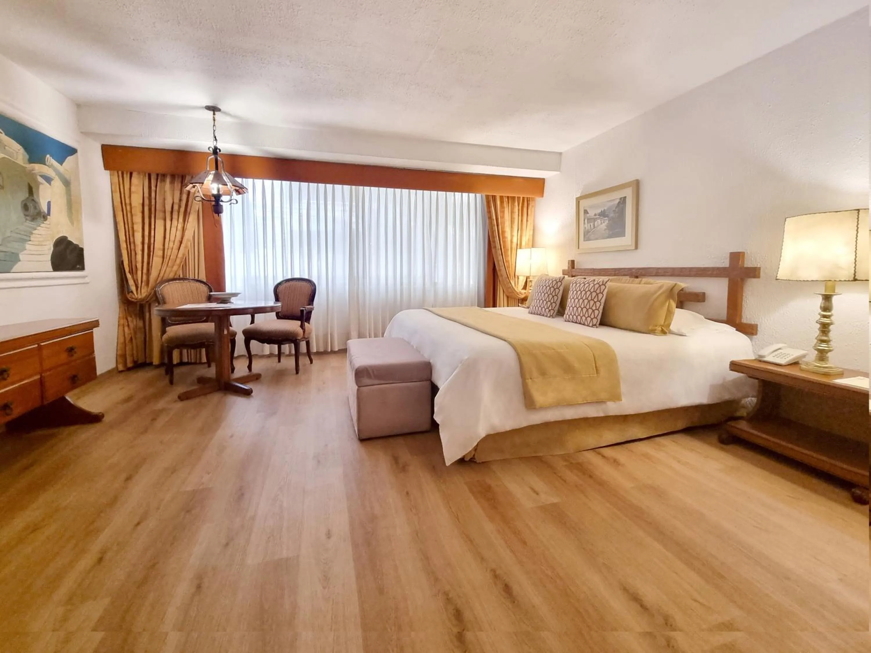 Photo of the whole room, Bed in Antara Hotel & Suites - Miraflores