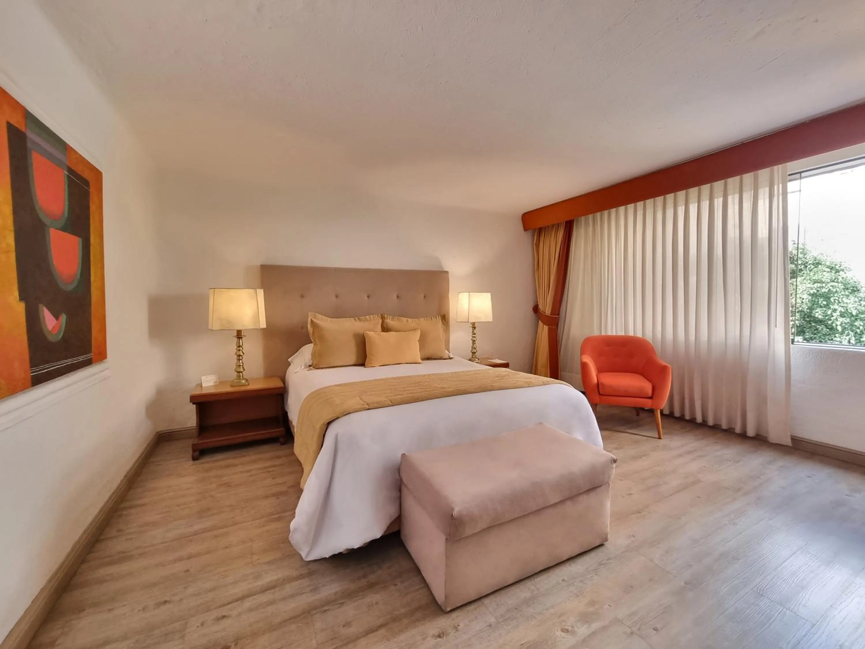 Photo of the whole room, Bed in Antara Hotel & Suites - Miraflores