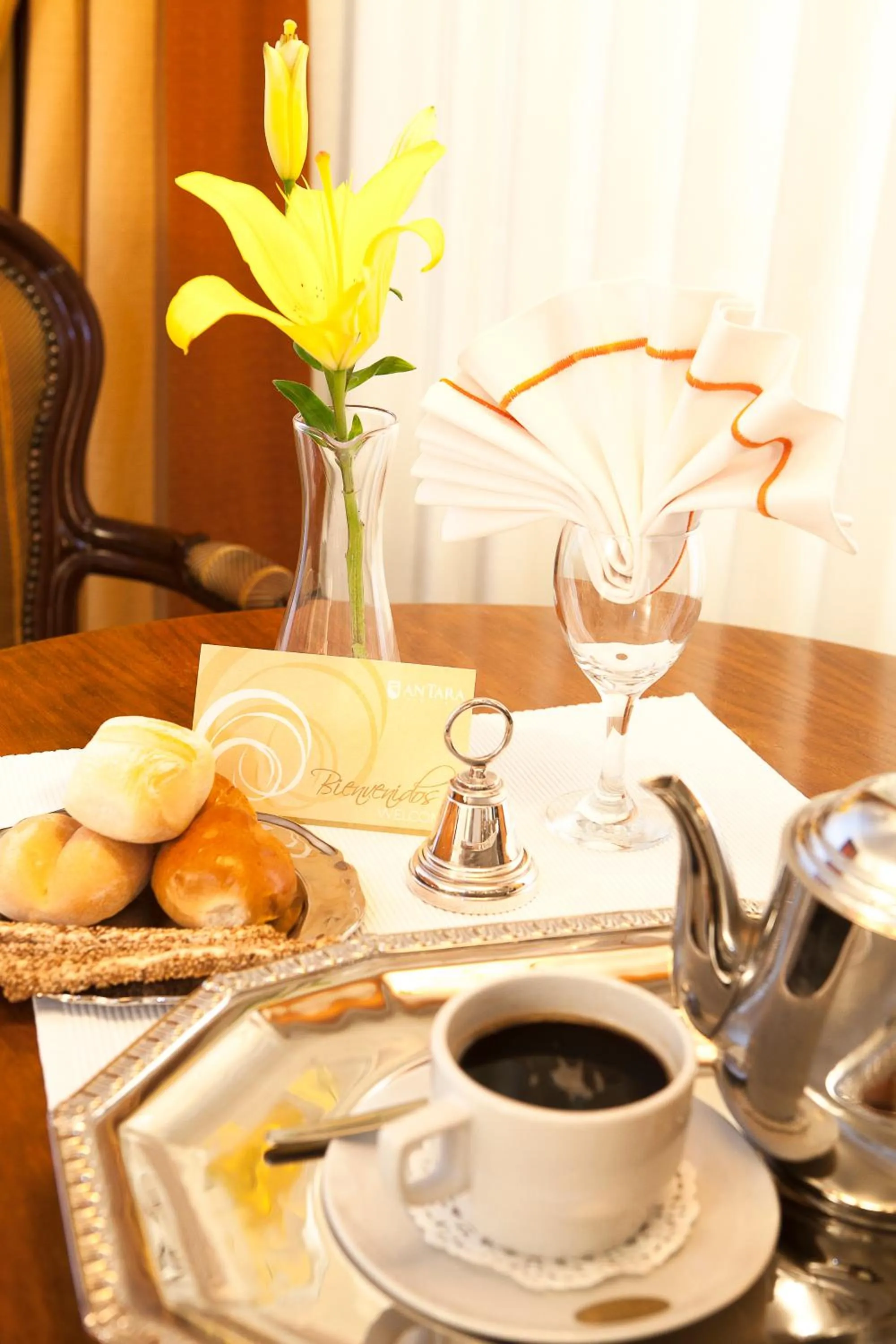 Breakfast in Antara Hotel & Suites - Miraflores