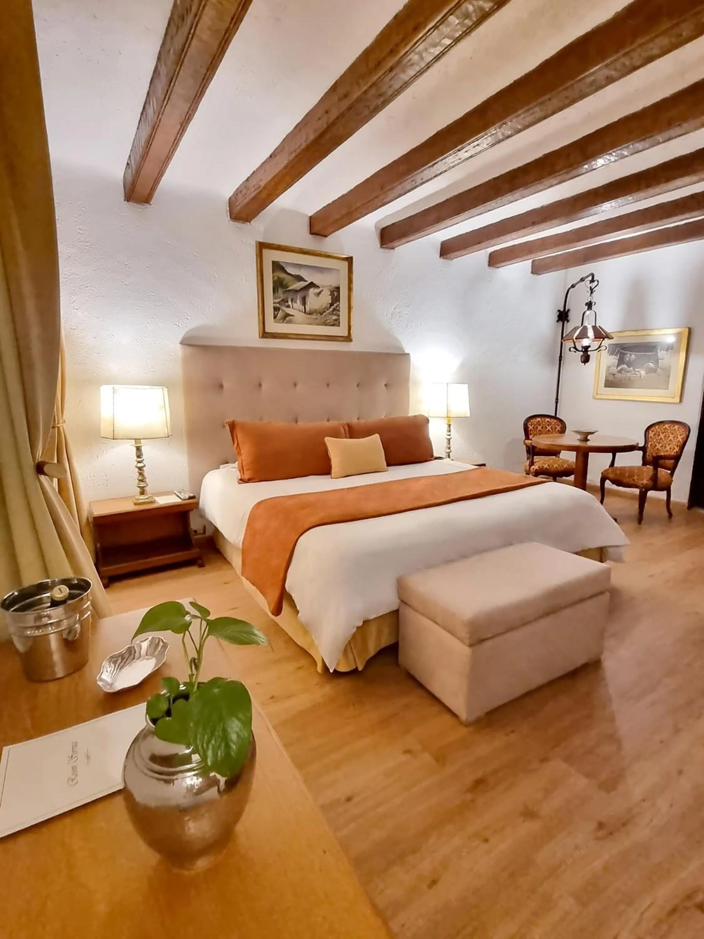 Photo of the whole room, Bed in Antara Hotel & Suites - Miraflores