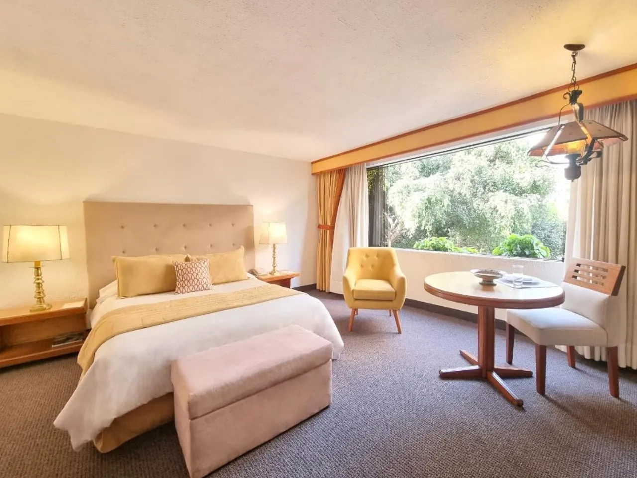 Photo of the whole room, Bed in Antara Hotel & Suites - Miraflores