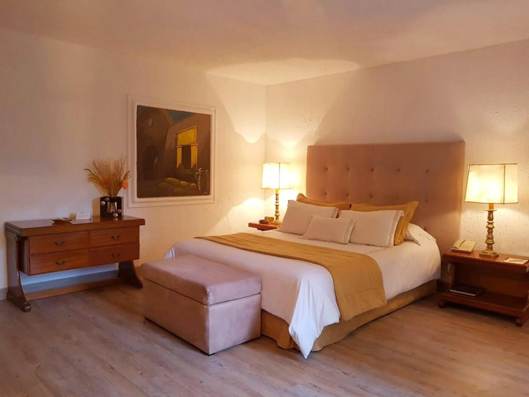 Photo of the whole room, Bed in Antara Hotel & Suites - Miraflores