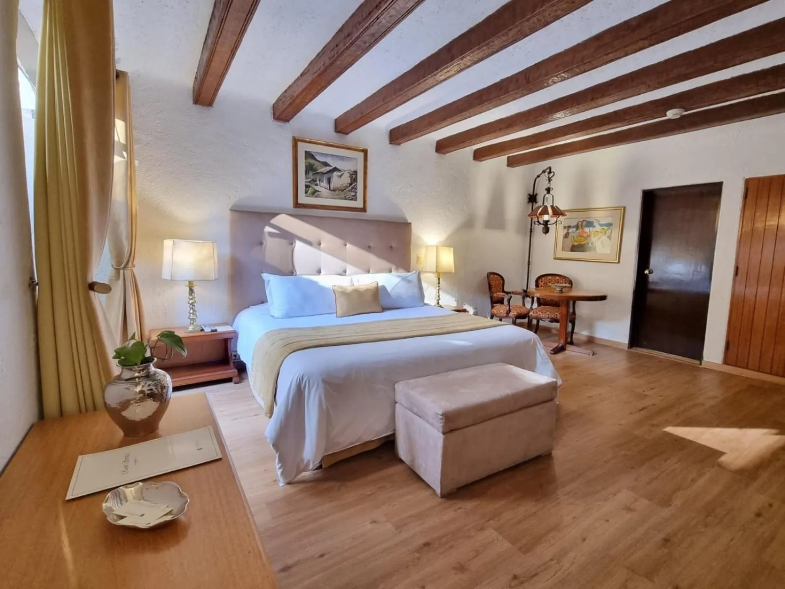 Photo of the whole room, Bed in Antara Hotel & Suites - Miraflores