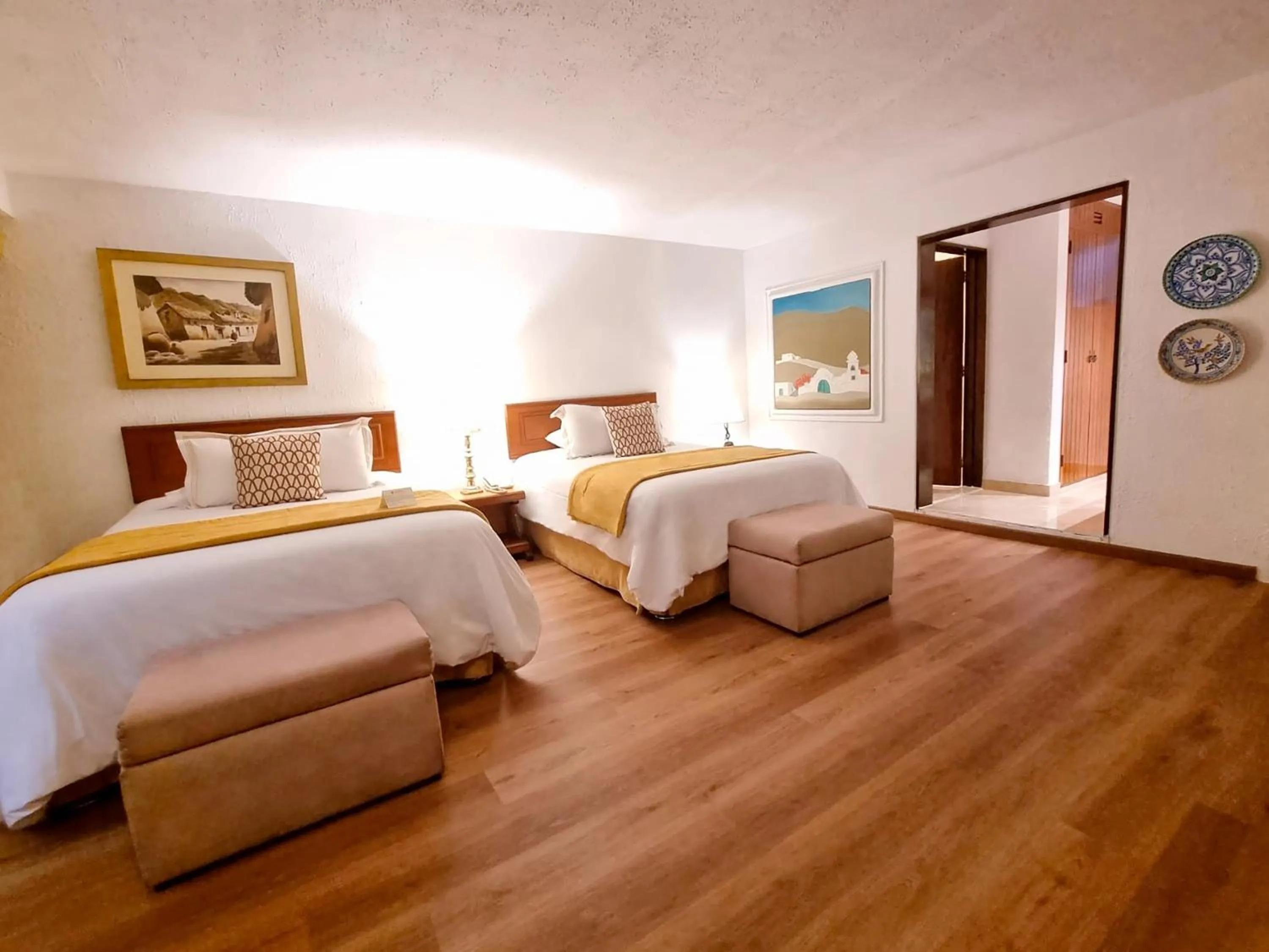 Photo of the whole room, Bed in Antara Hotel & Suites - Miraflores