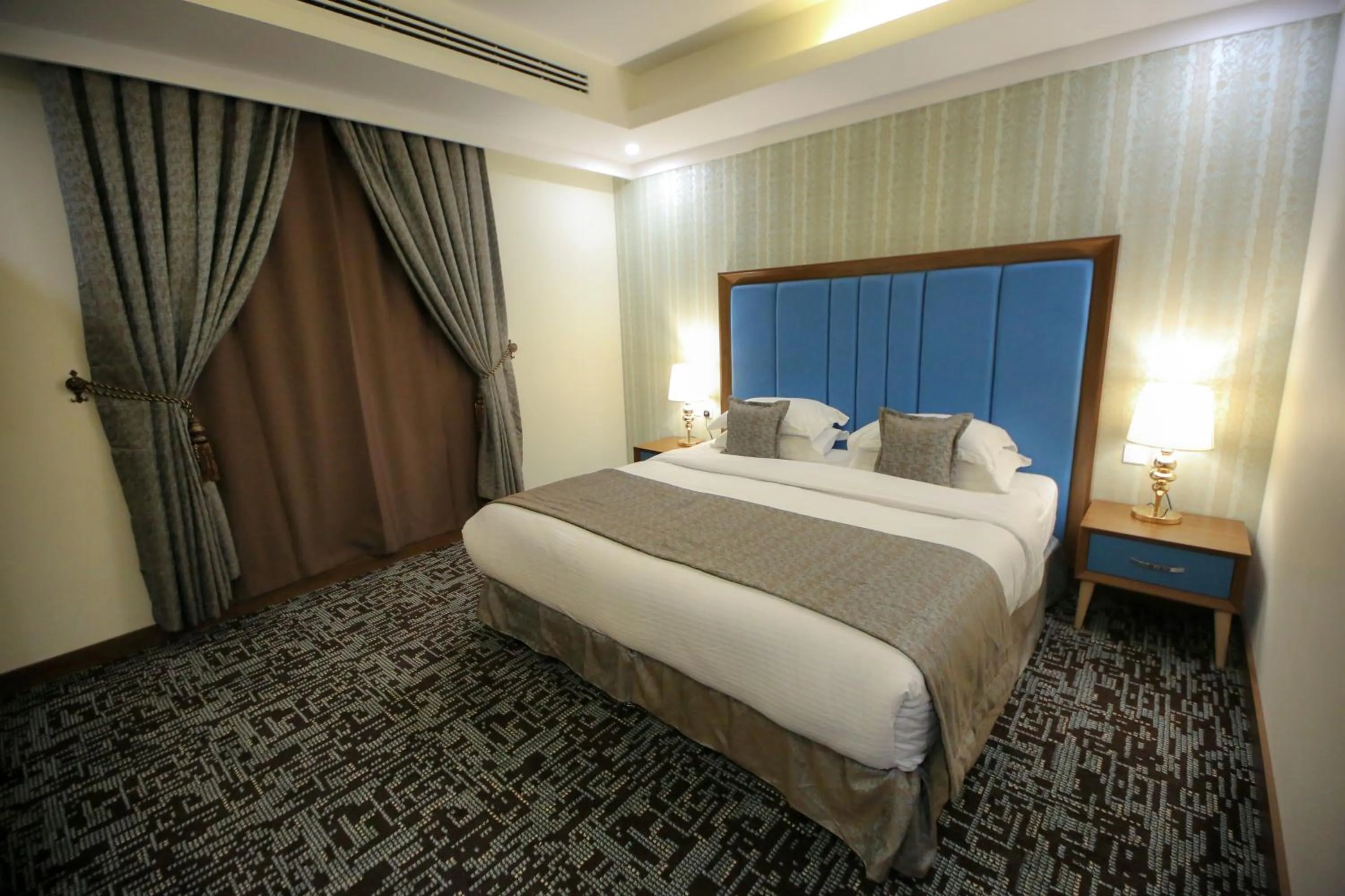 Breakfast, Bed in Le Park Concord Hotel Al Majmaah