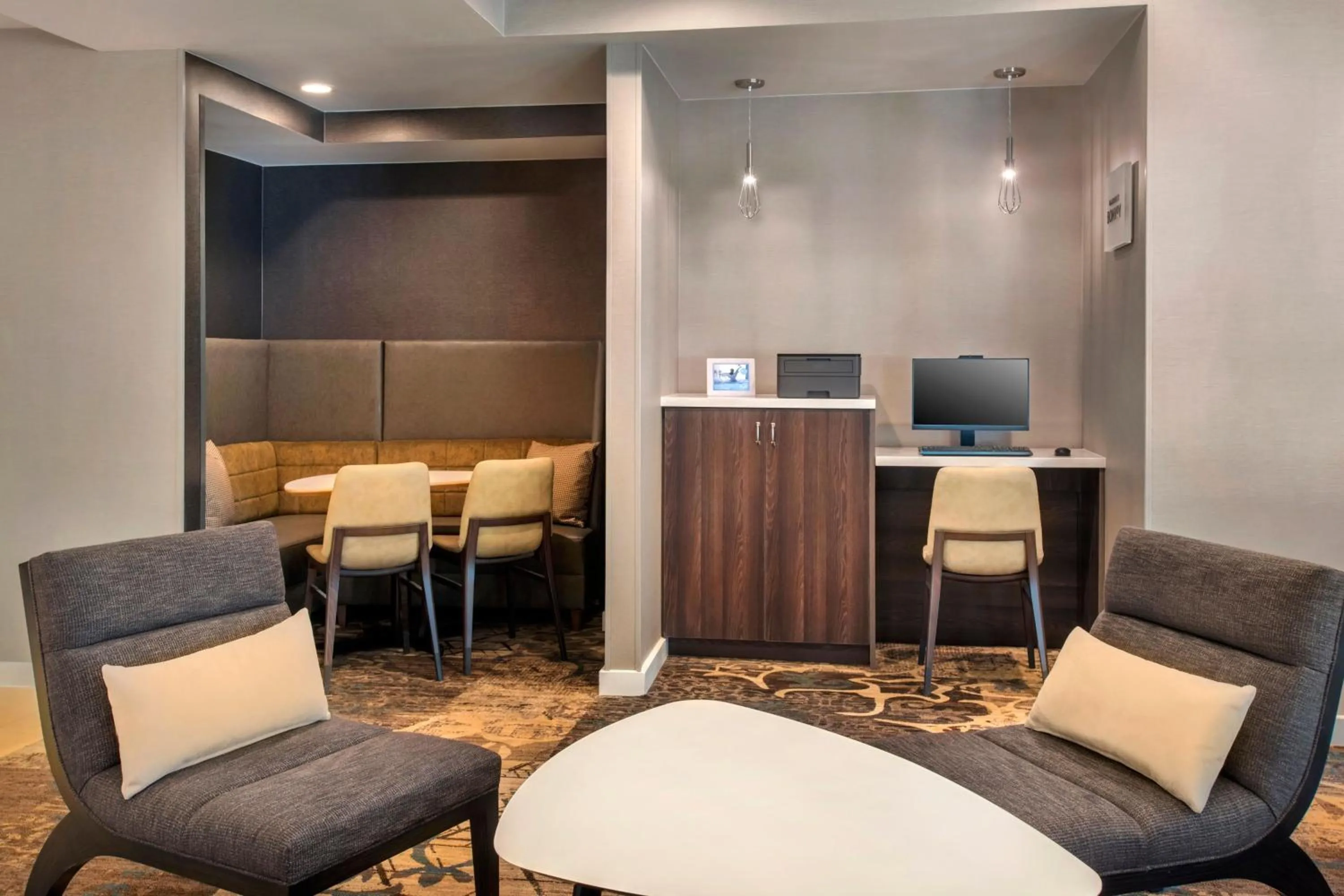 Lobby or reception in Residence Inn Hartford Manchester