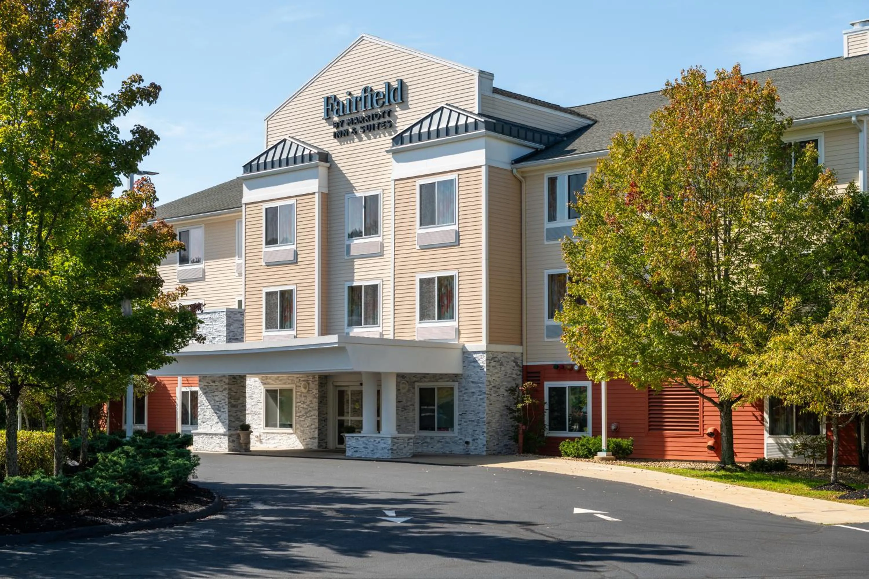 Street view in Fairfield Inn & Suites Hooksett
