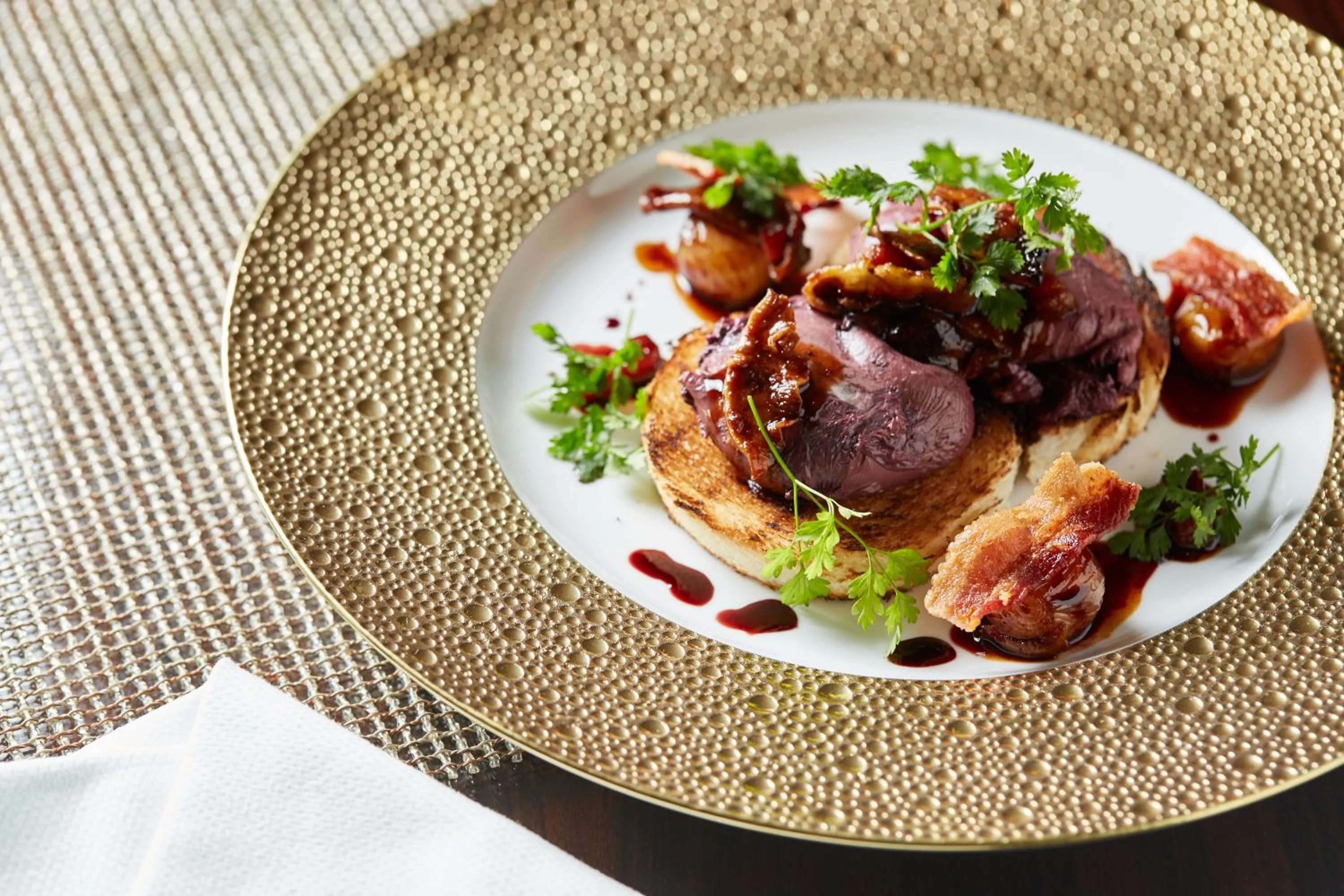 Restaurant/places to eat in Four Seasons Hotel New York