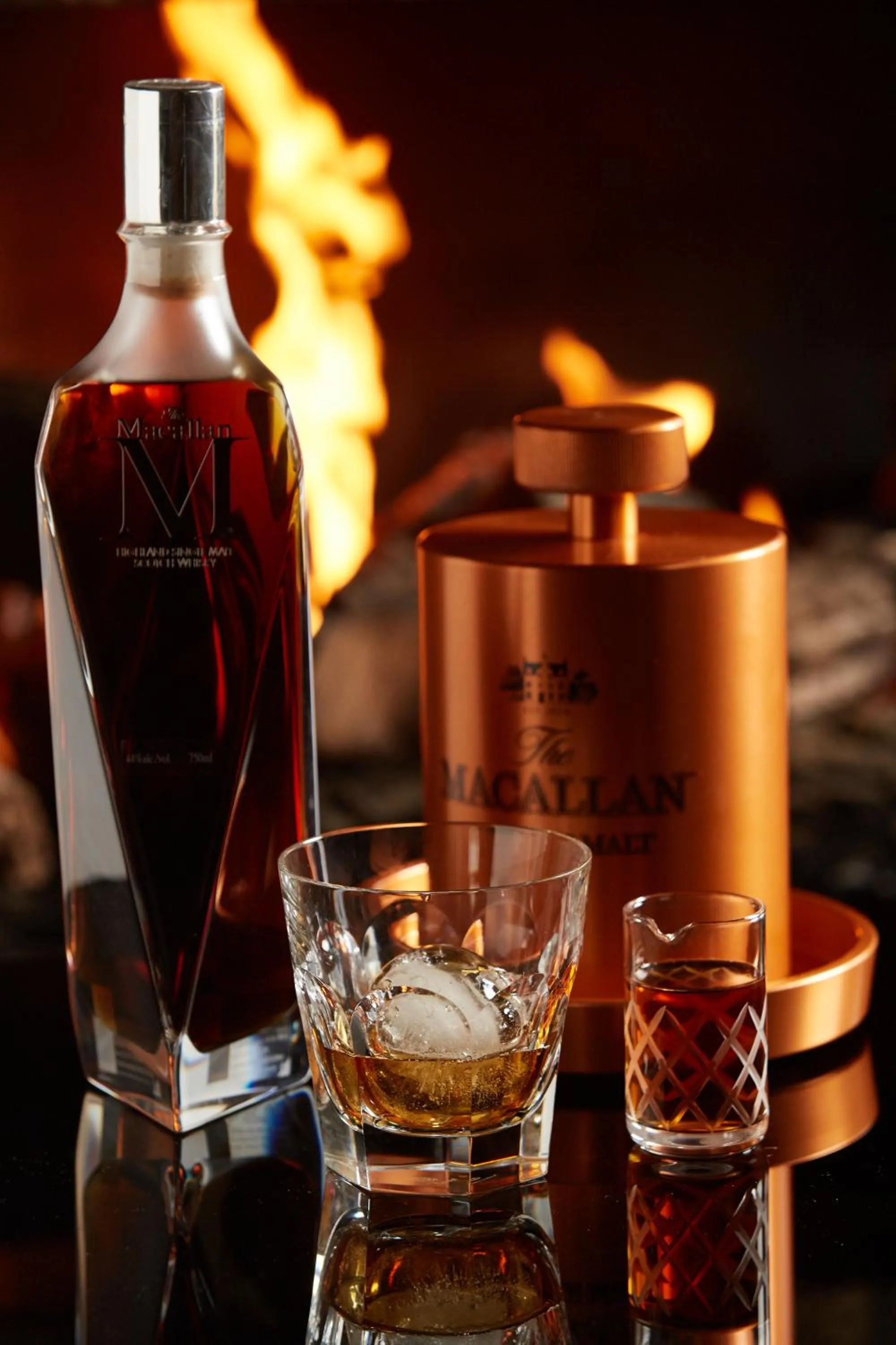 Lounge or bar in Four Seasons Hotel New York