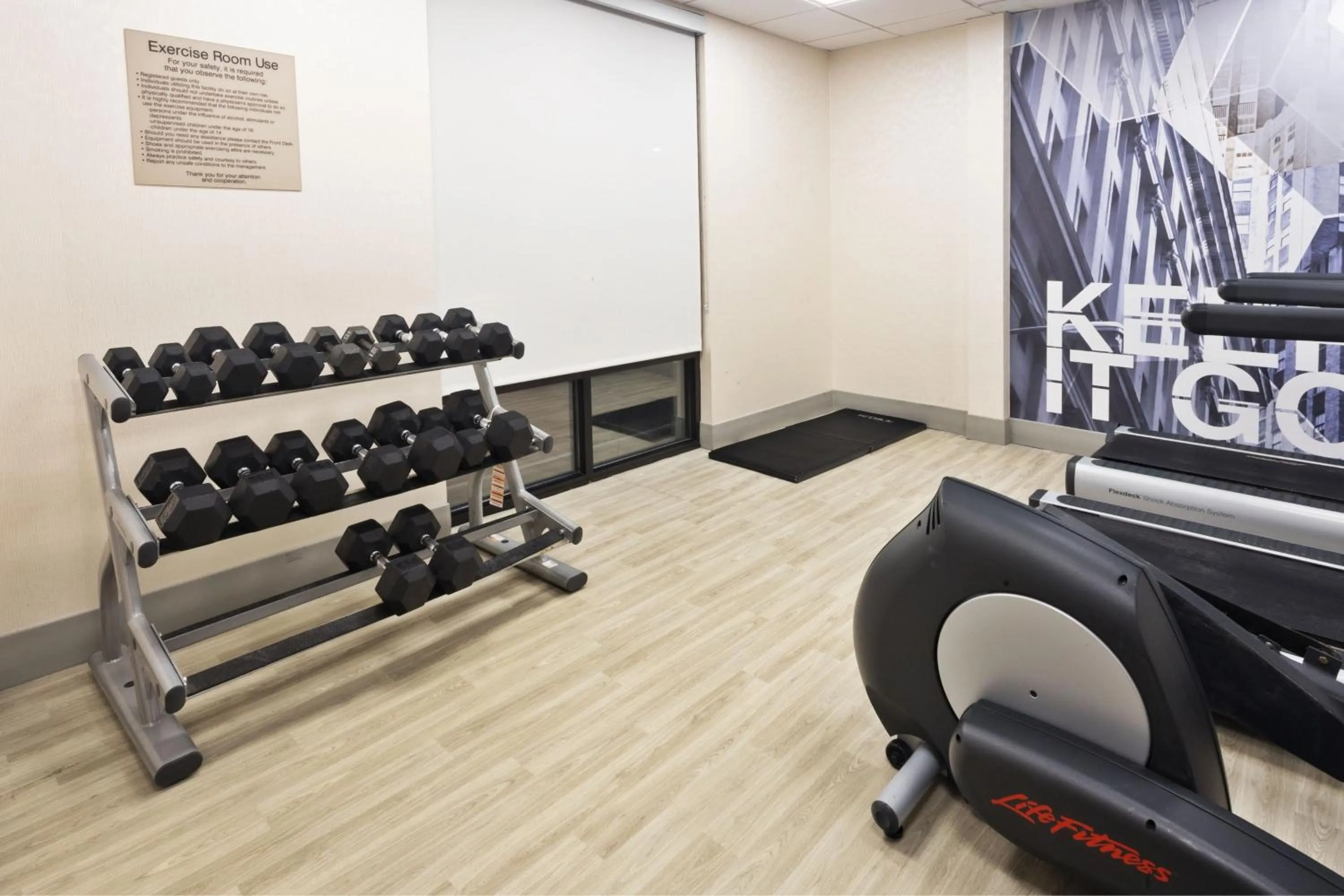 Fitness centre/facilities in SpringHill Suites Birmingham Colonnade