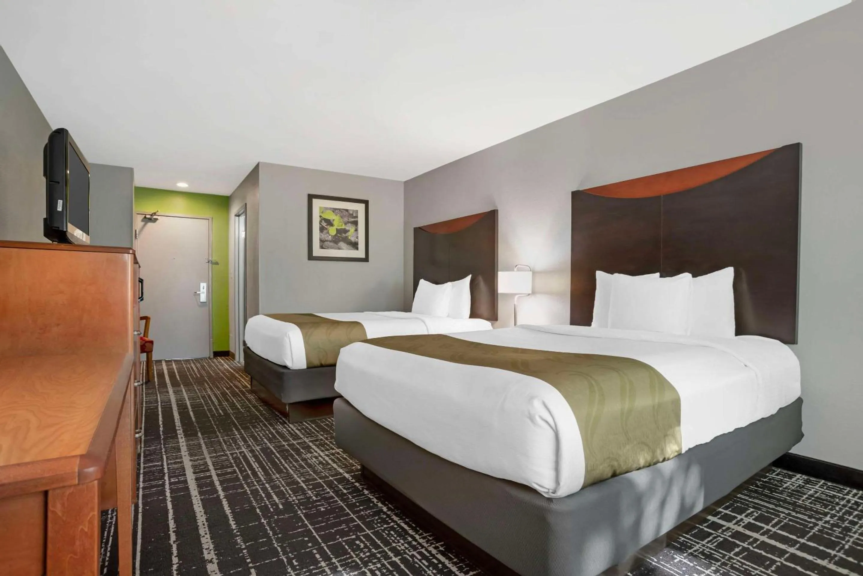 Bedroom, Bed in Quality Inn & Suites Birmingham - Highway 280
