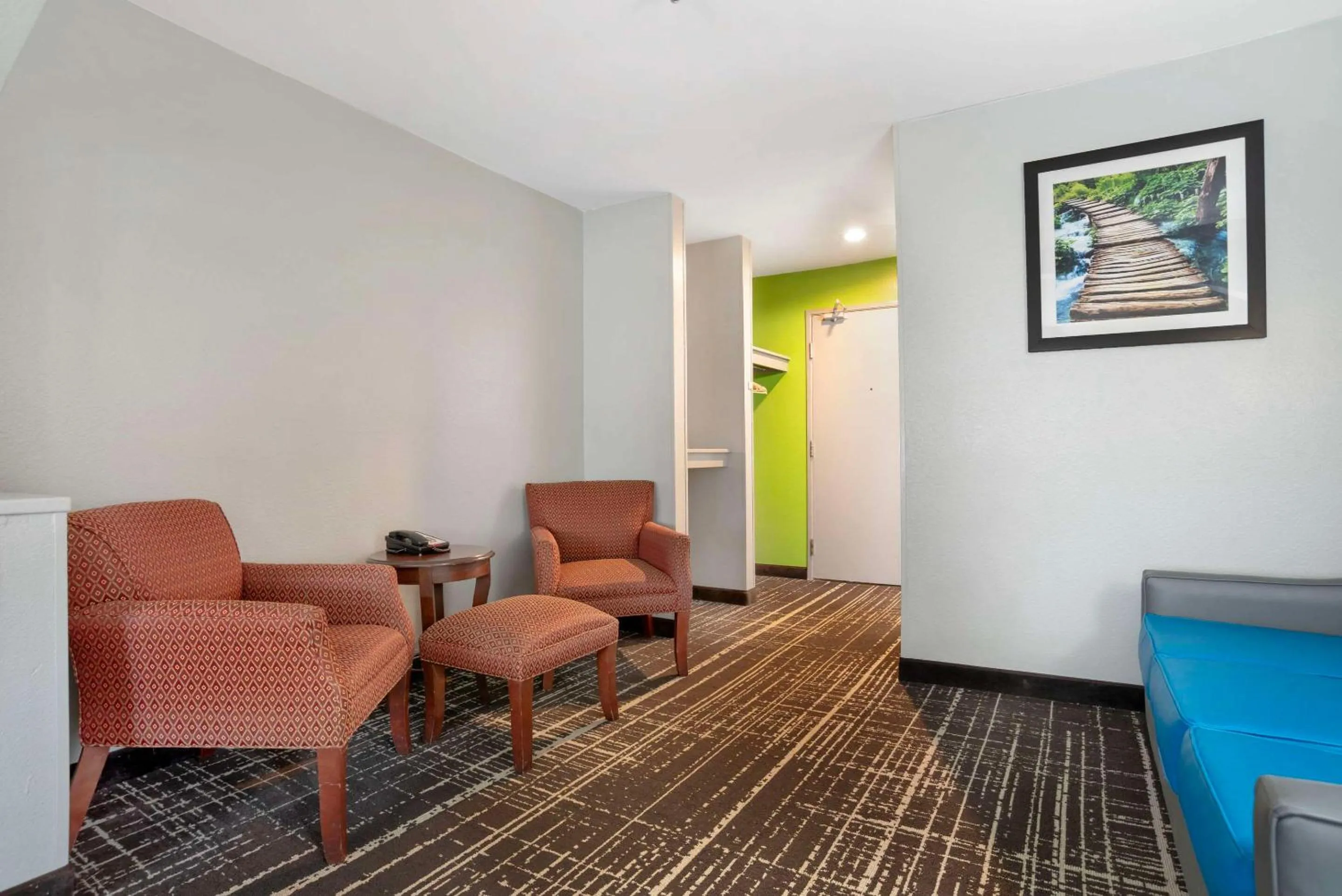 Bedroom in Quality Inn & Suites Birmingham - Highway 280