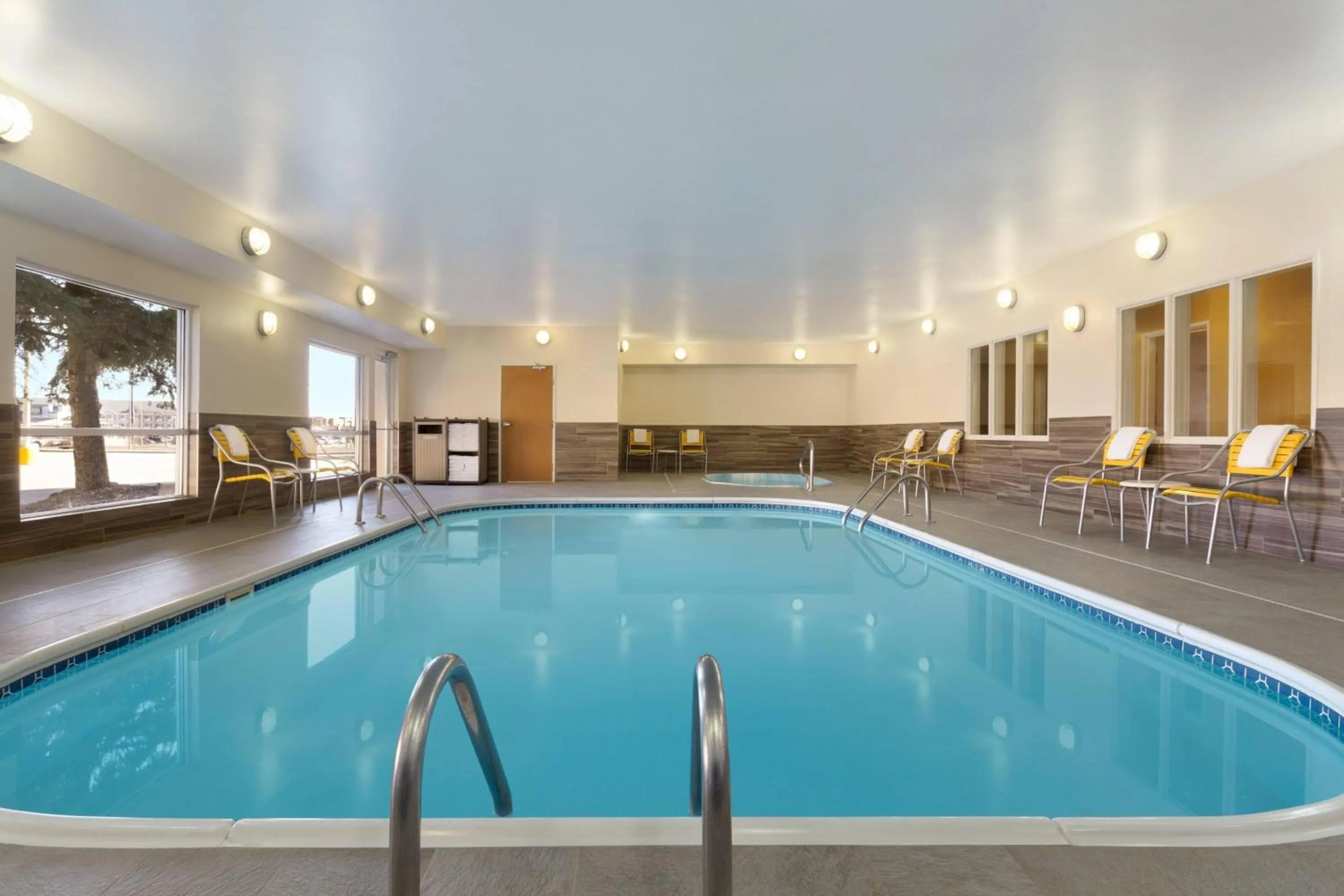 Swimming pool in Fairfield Inn & Suites Bismarck North