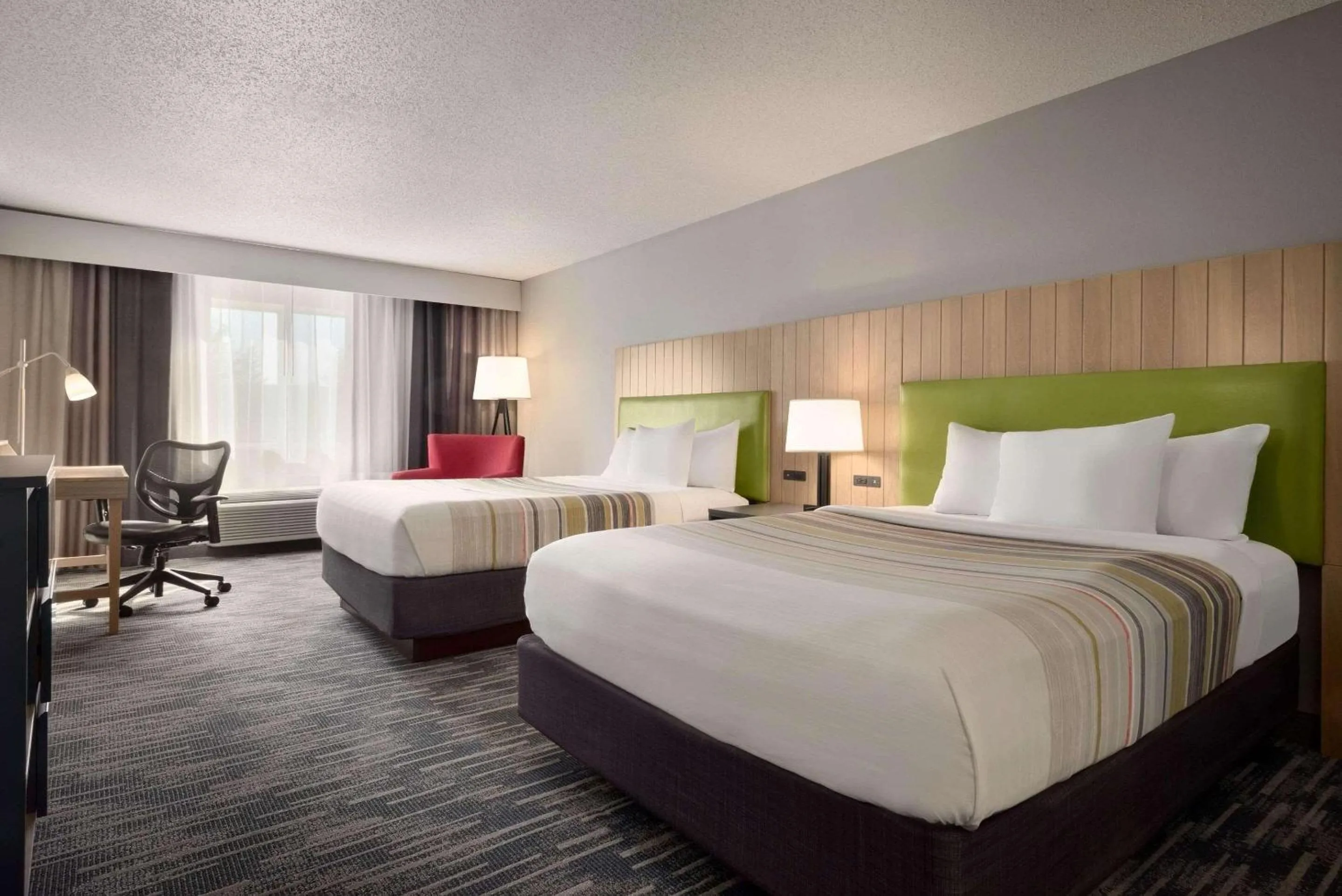 Bedroom, Bed in Country Inn & Suites by Radisson, Brookings