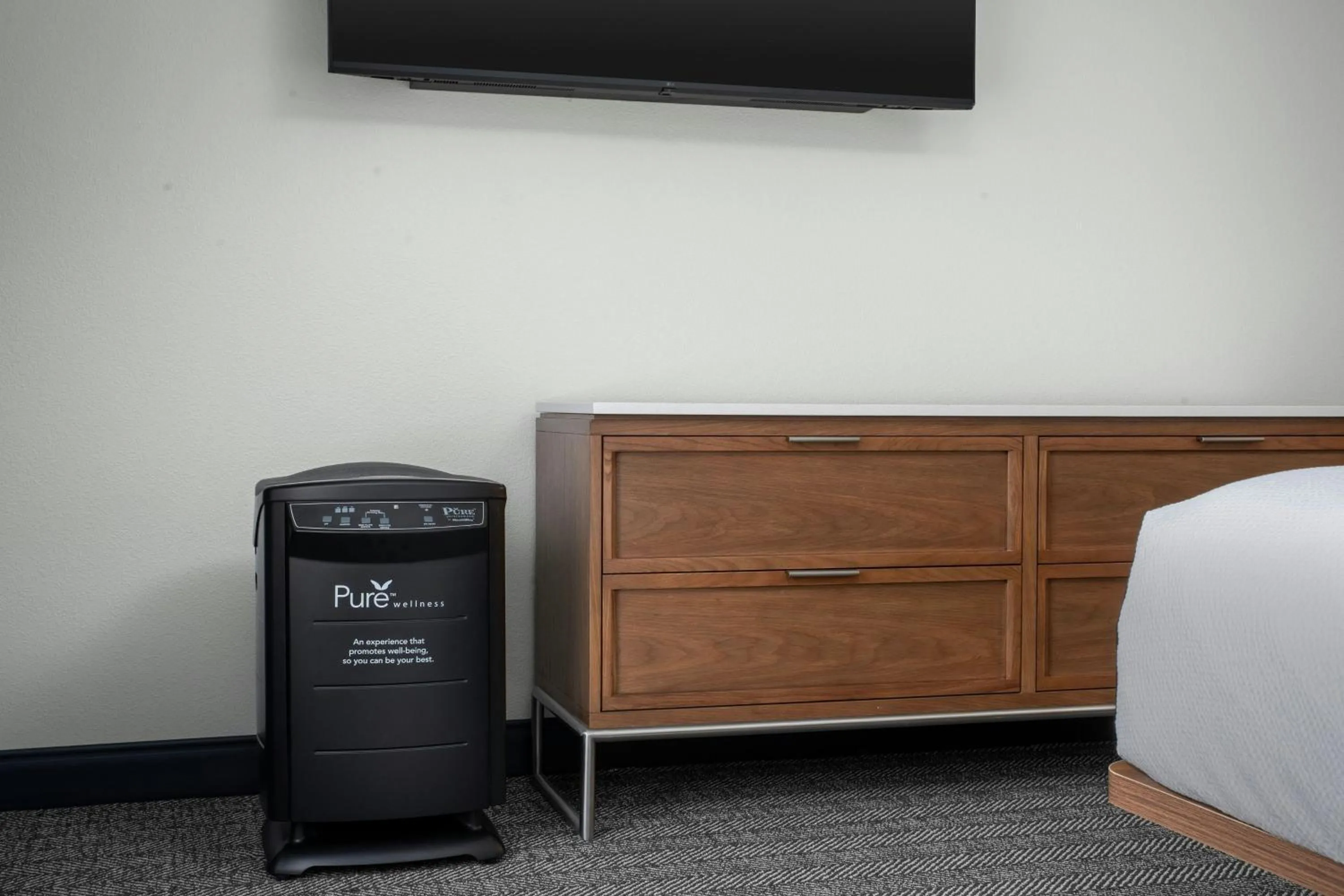 Photo of the whole room, Bed in Courtyard by Marriott Bloomington