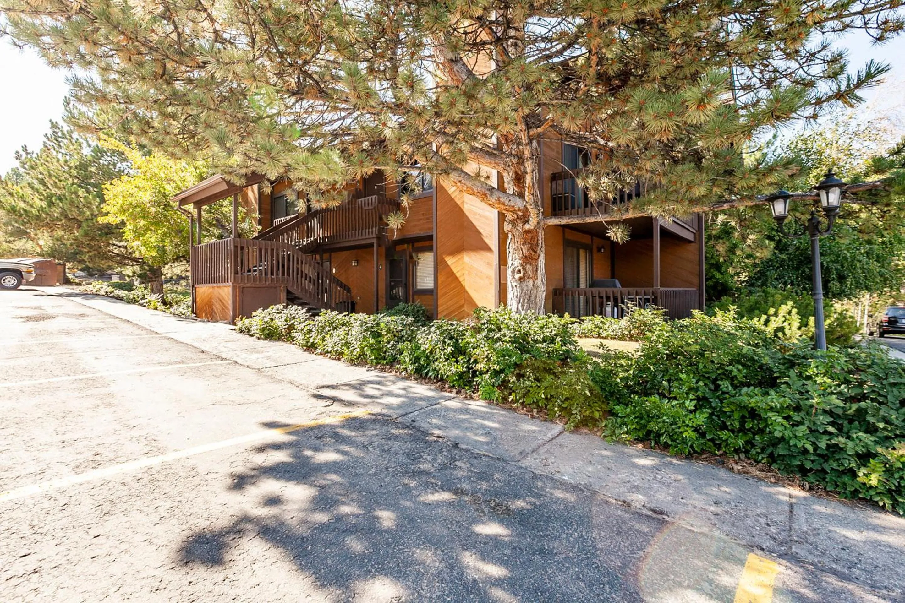 Property building in Red Pine Condominiums by All Seasons Resort Lodging